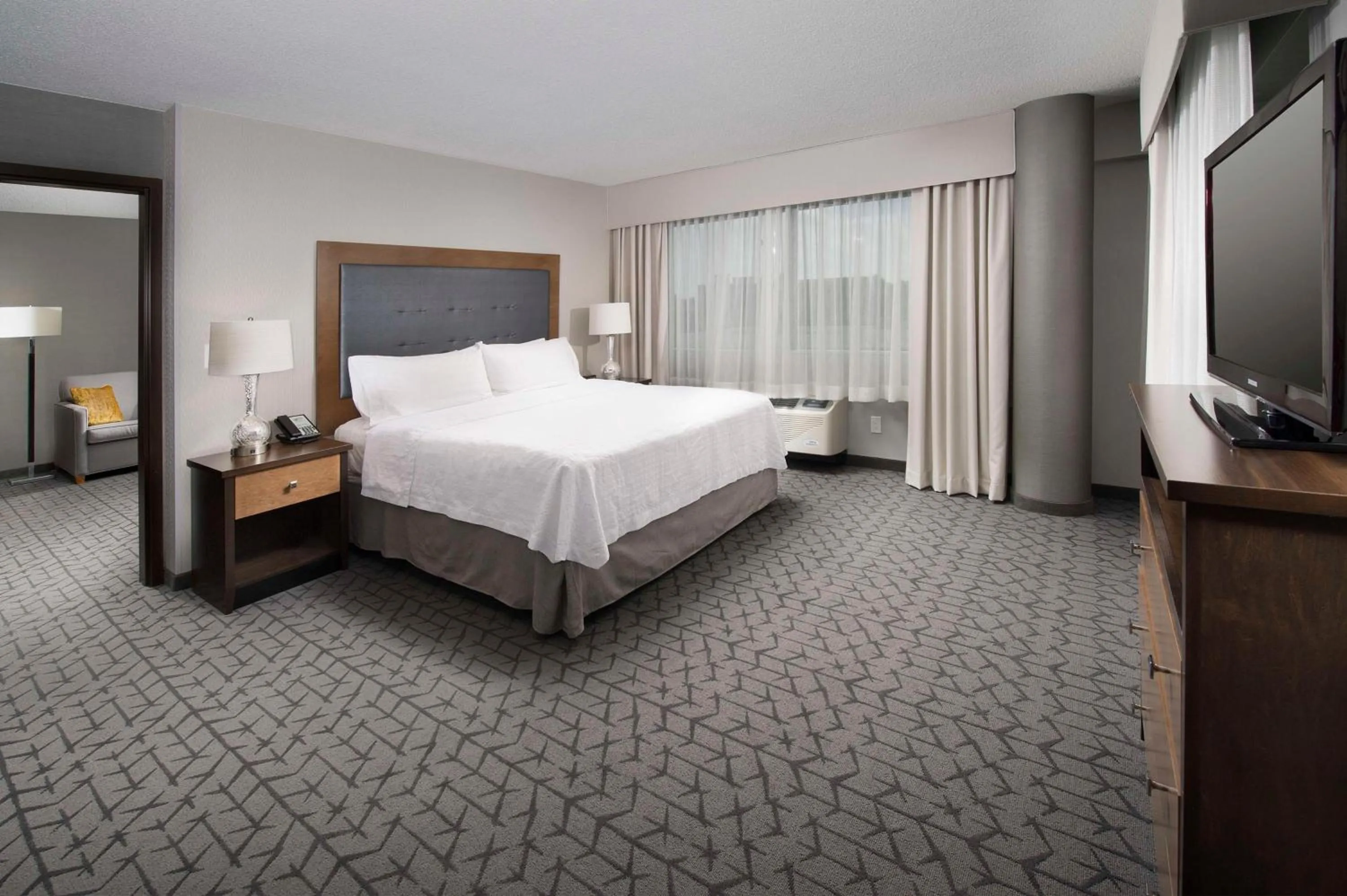 King Suite - Hearing Access/Non-Smoking in Homewood Suites by Hilton Gaithersburg/Washington, DC North
