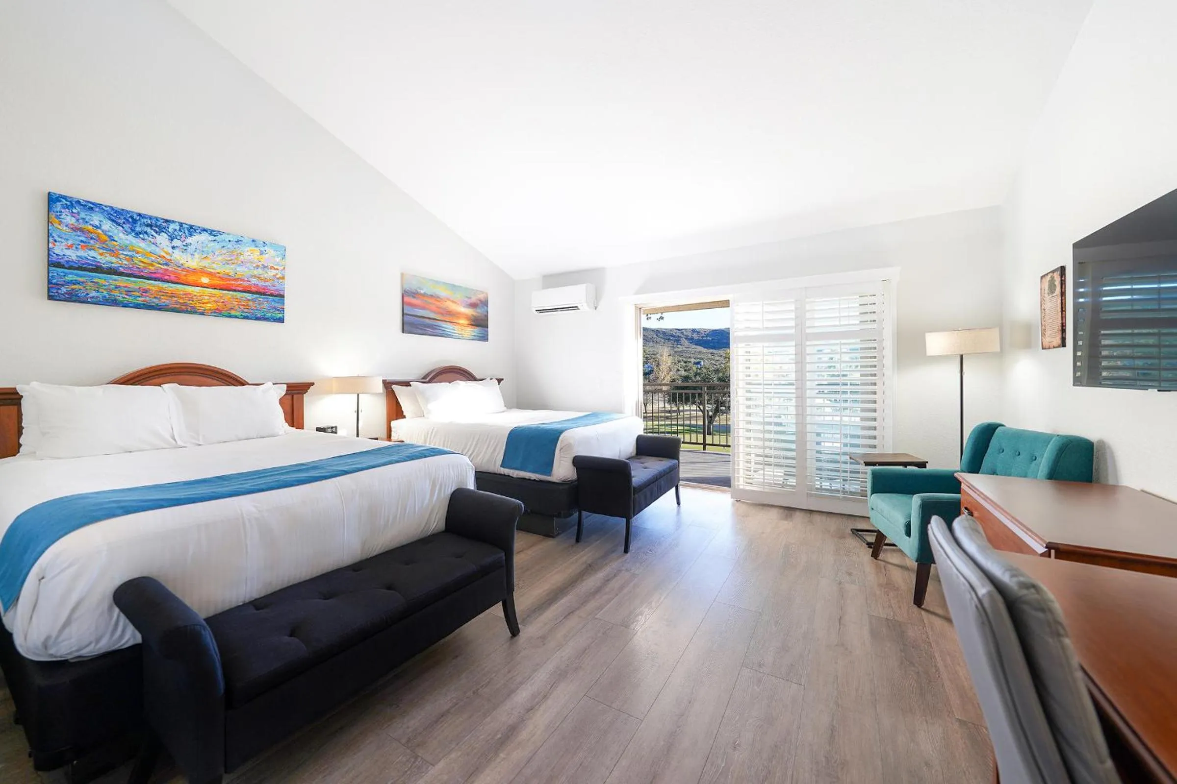 Queen Room with Two Queen Beds in San Vicente Golf Resort