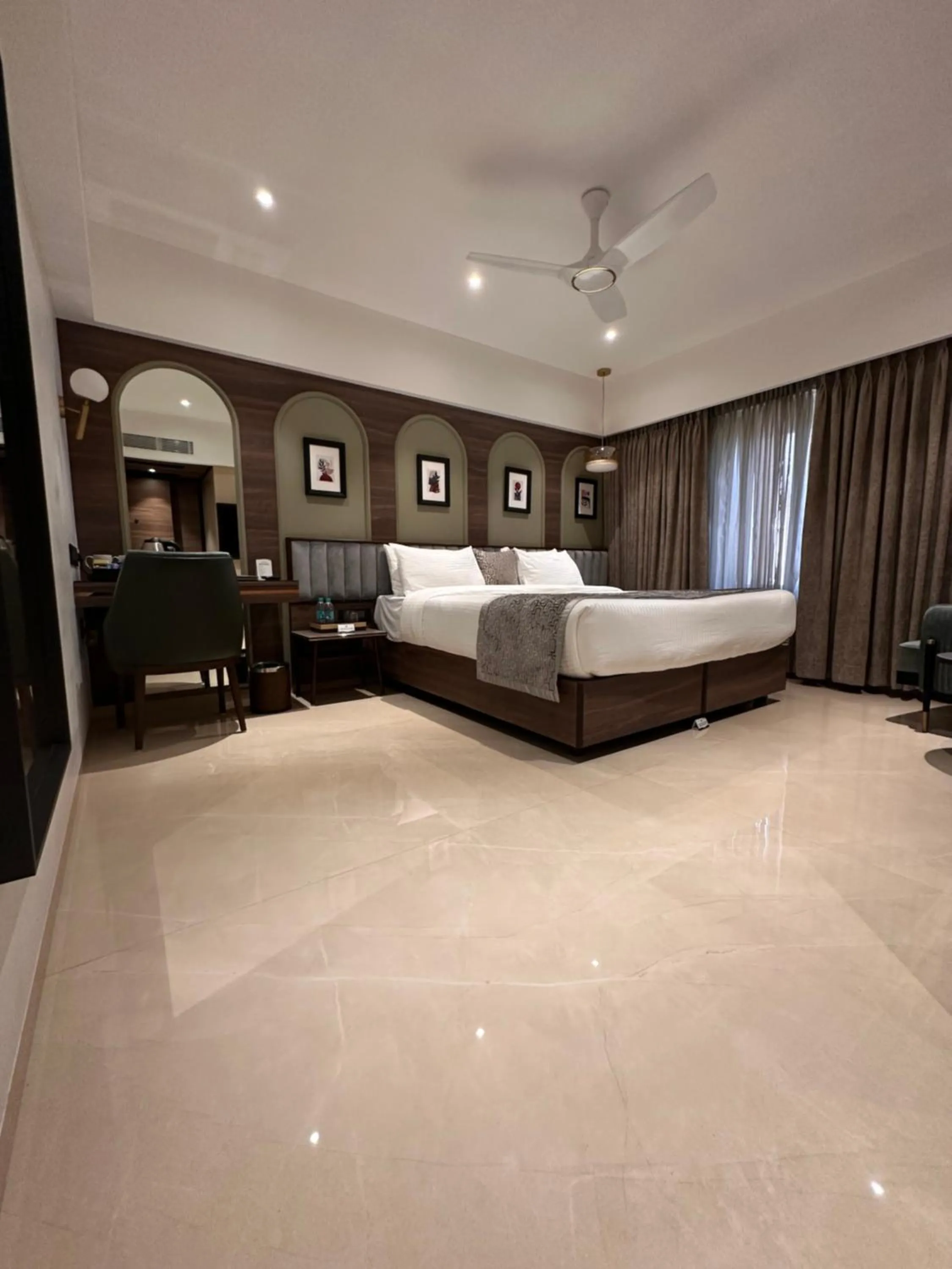 Twin Room in Tunga International Hotel