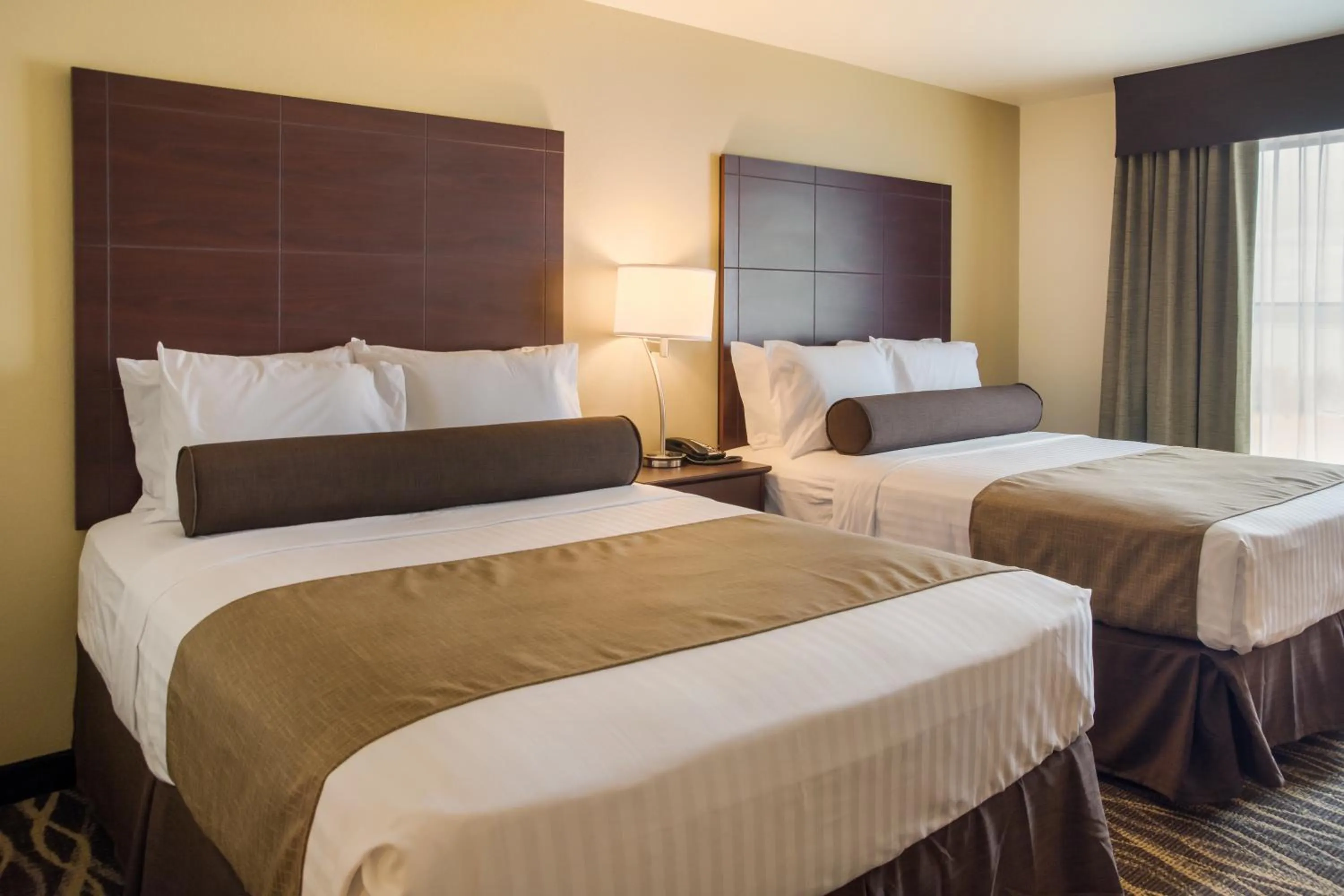 Queen Studio in Cobblestone Inn and Suites - Ashland