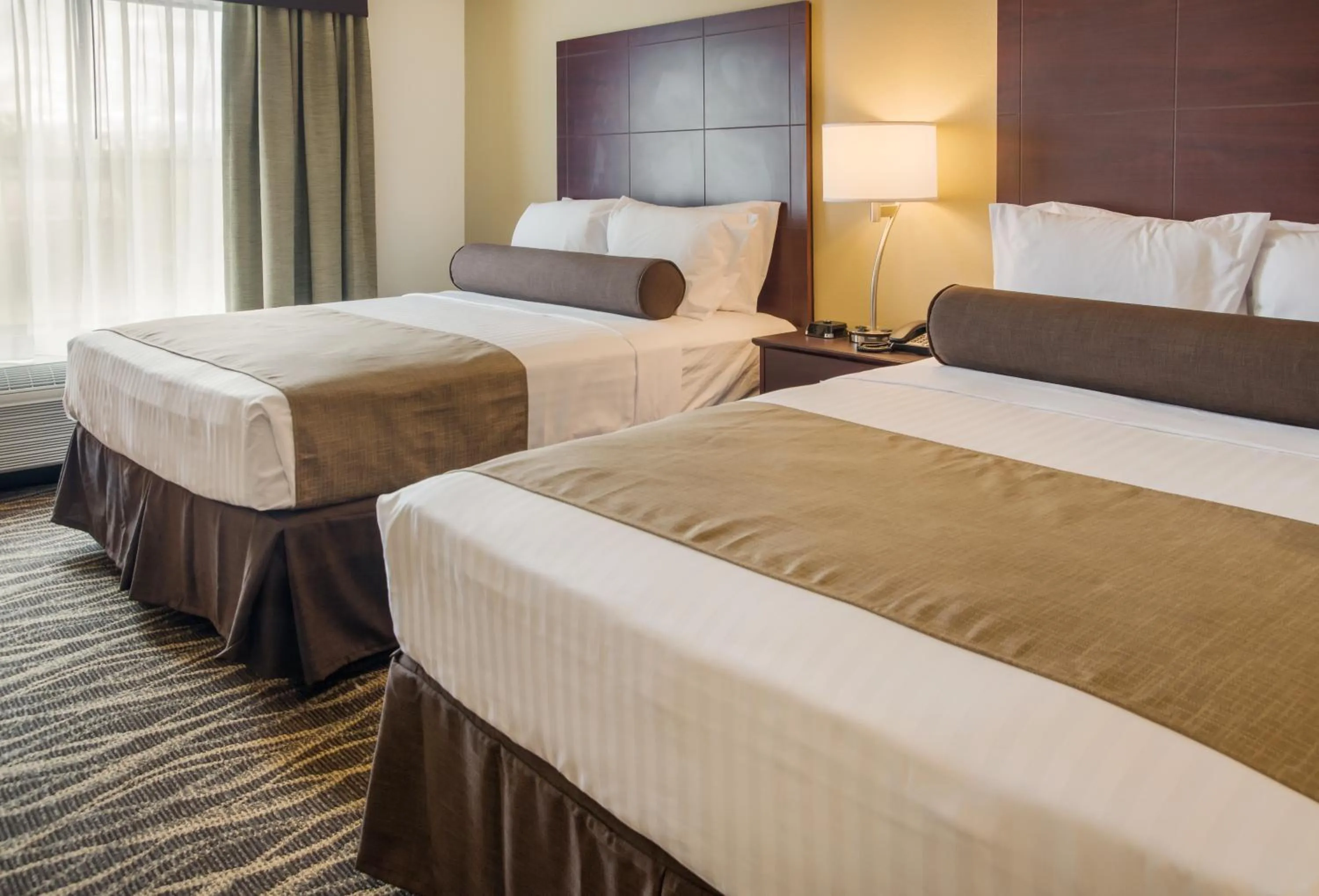 Queen Room in Cobblestone Inn and Suites - Ashland