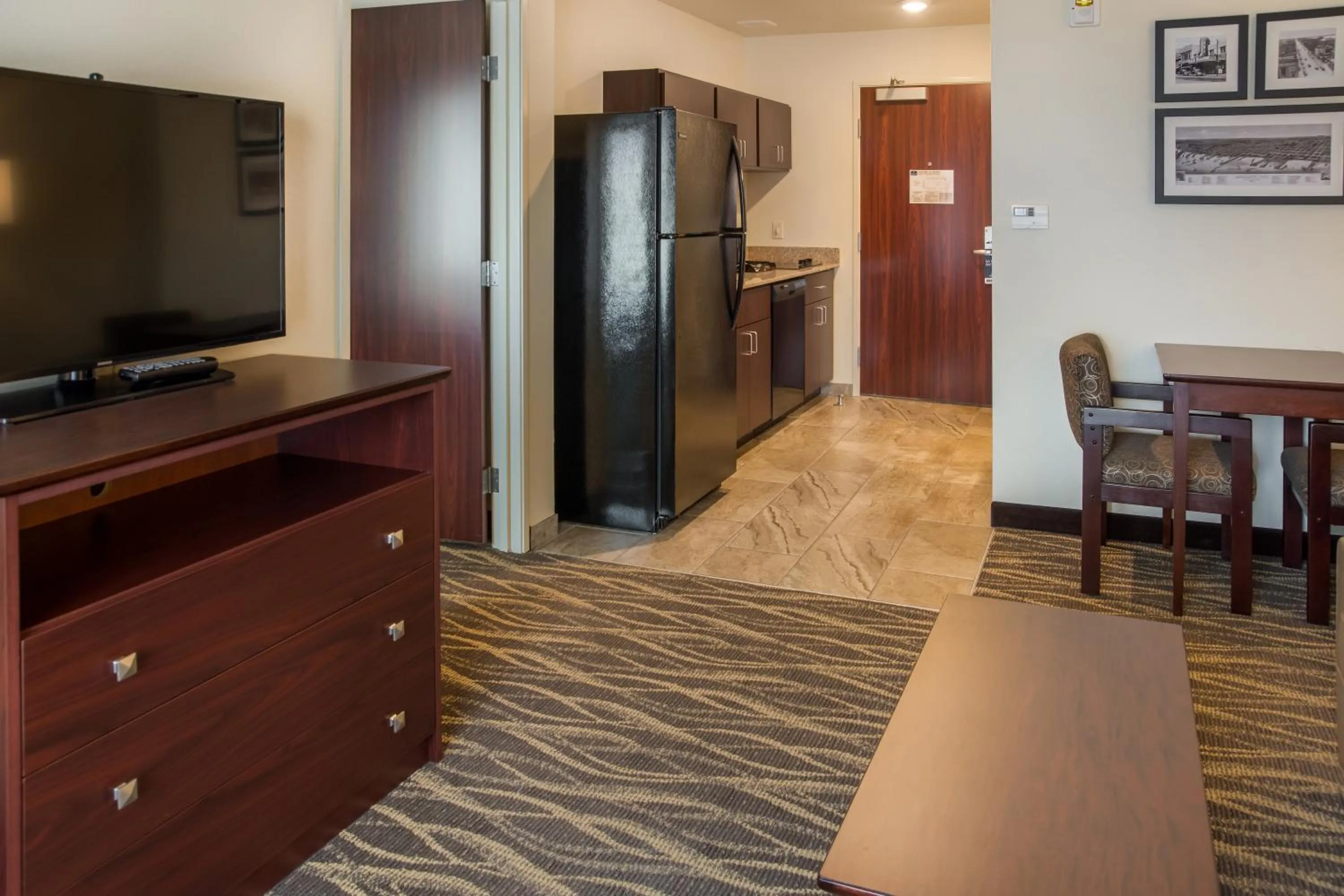 Family Room - Disability Access in Cobblestone Inn and Suites - Ashland
