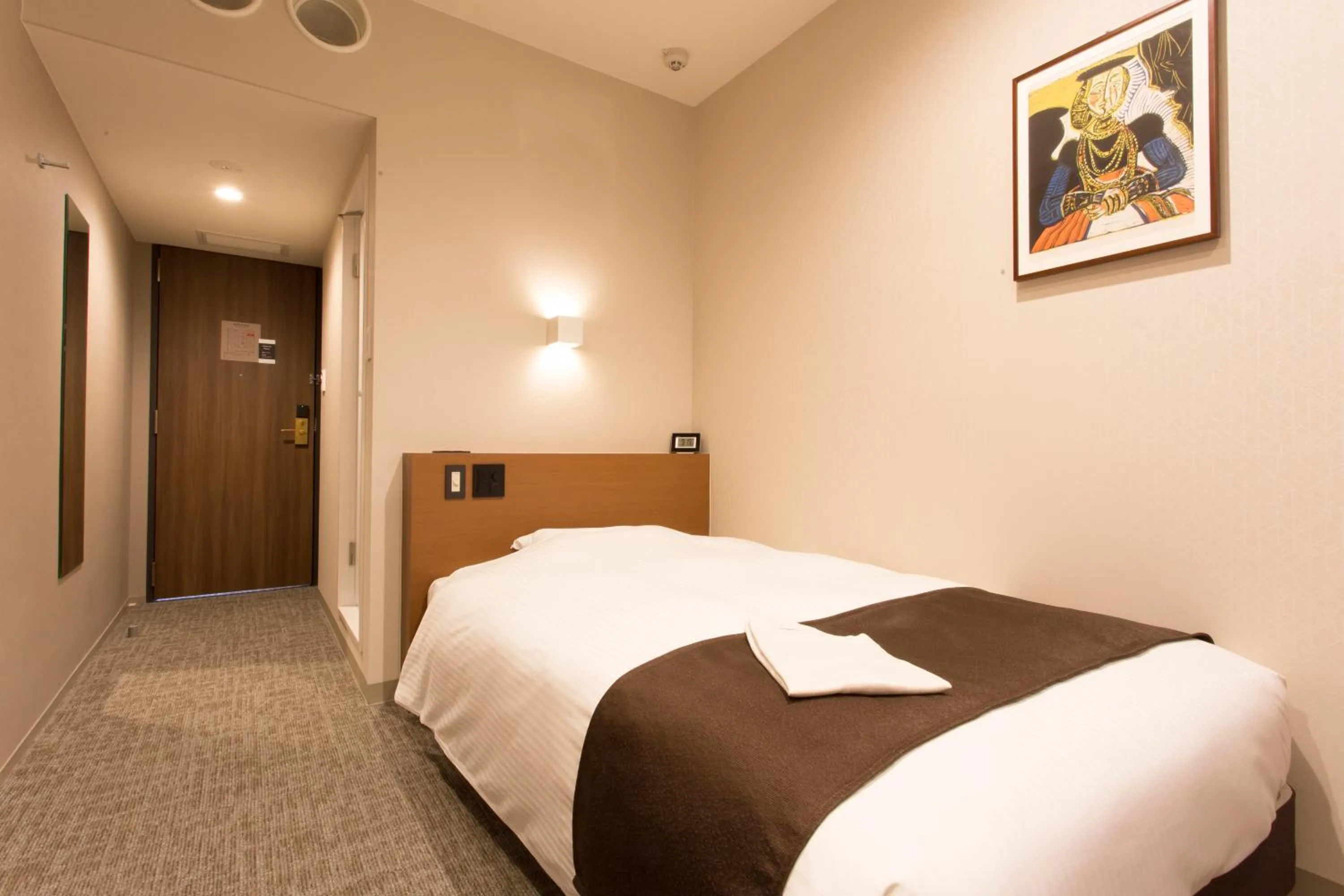 Standard Single Room - single occupancy - Smoking in Osaka Riverside Hotel