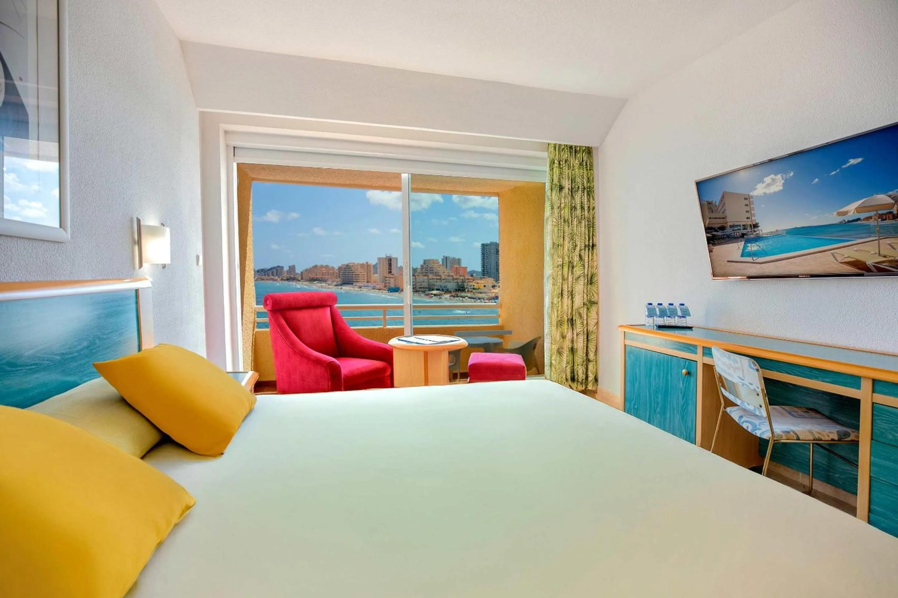 Double or Twin Room with Terrace in Hotel Servigroup Galua