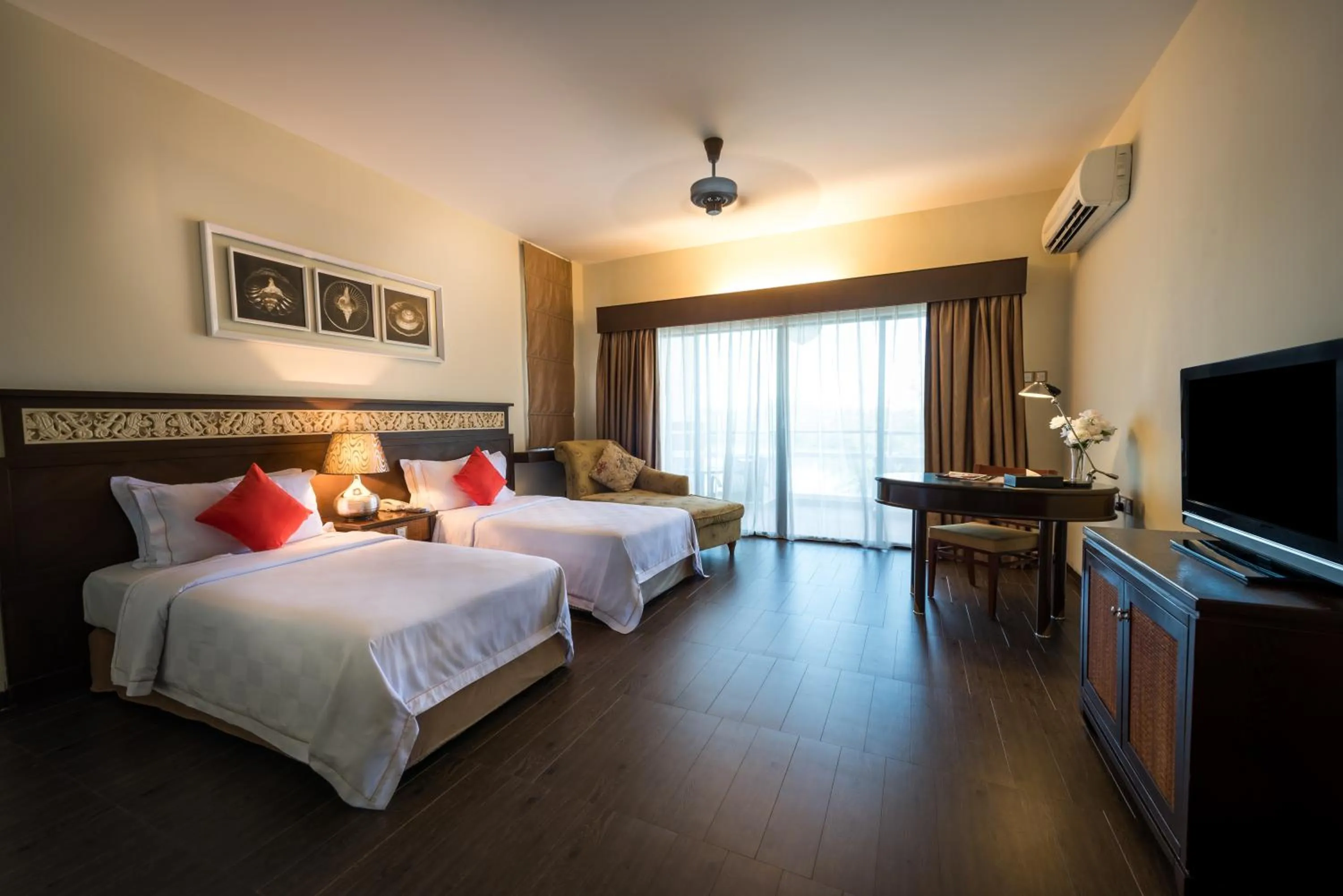 Deluxe Twin Room with Lake View in Tok Aman Bali Beach Resort @ Beachfront
