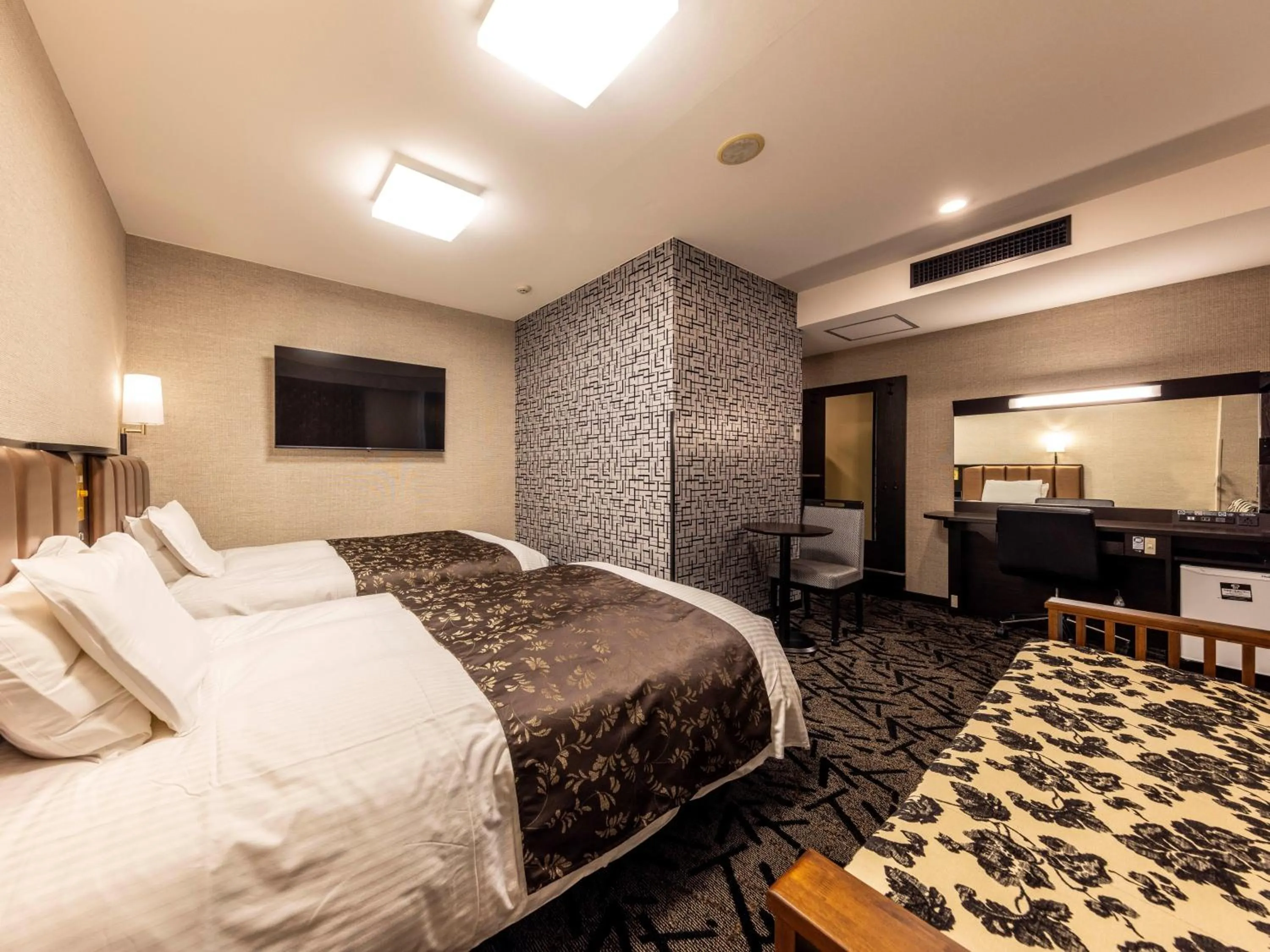 Deluxe Twin Room - single occupancy - Non-Smoking in APA Hotel Kagadaishoji Ekimae