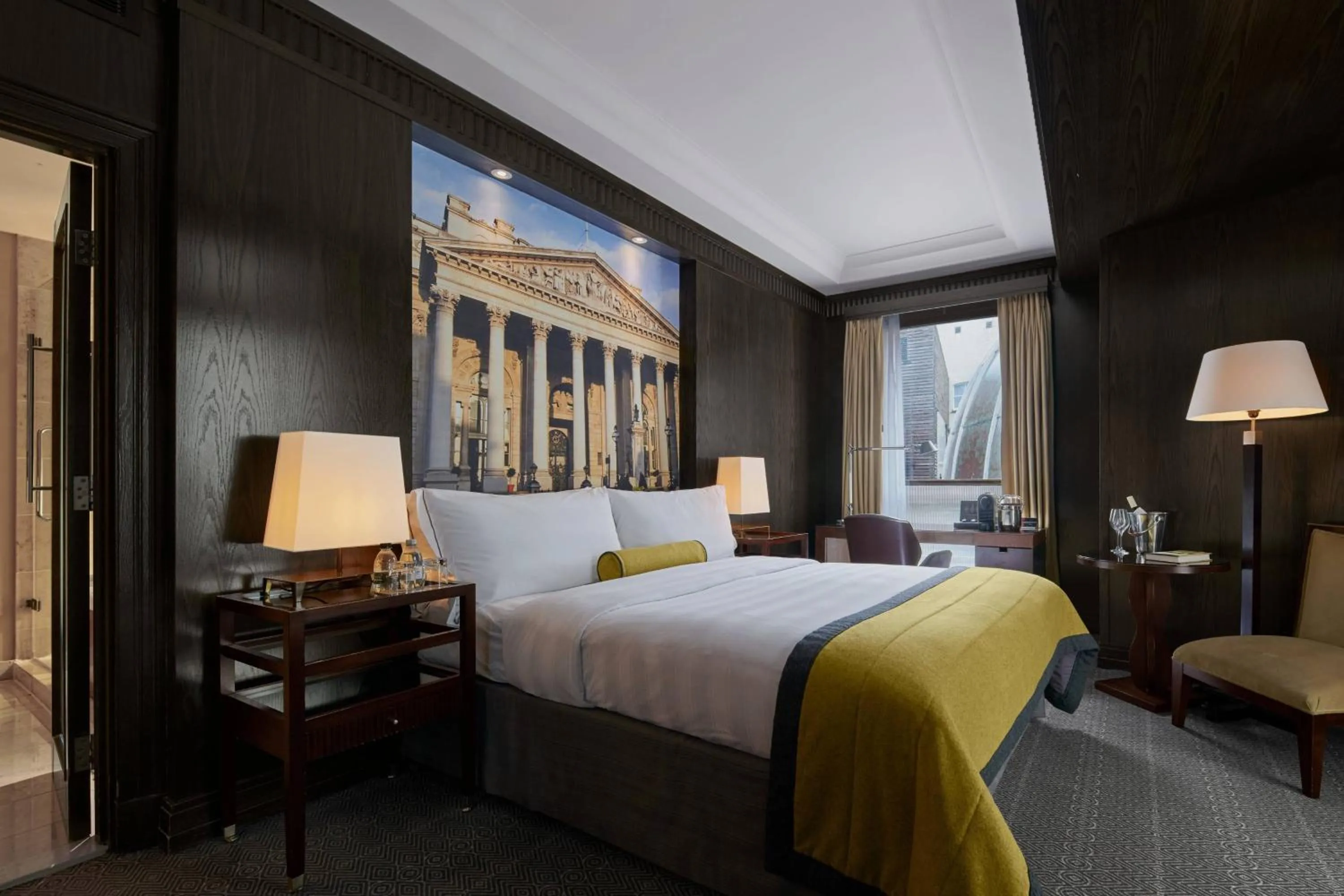 Signature, Guest room, 1 King in Threadneedles, Autograph Collection