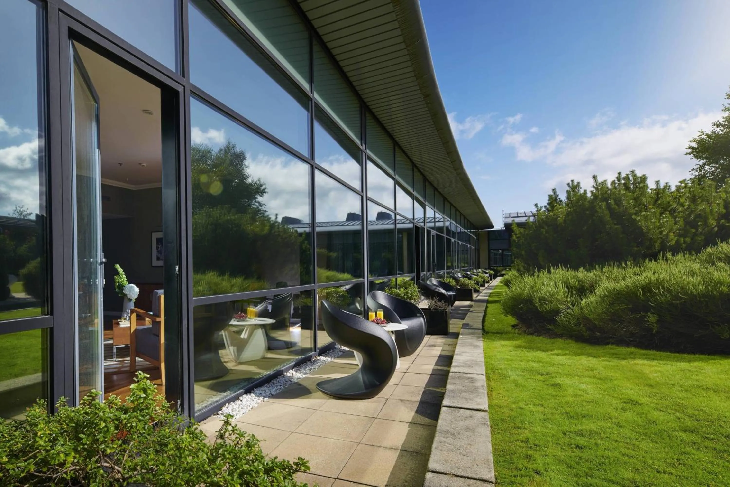 Deluxe Double or Twin Room with Garden View in The Glasshouse, Autograph Collection