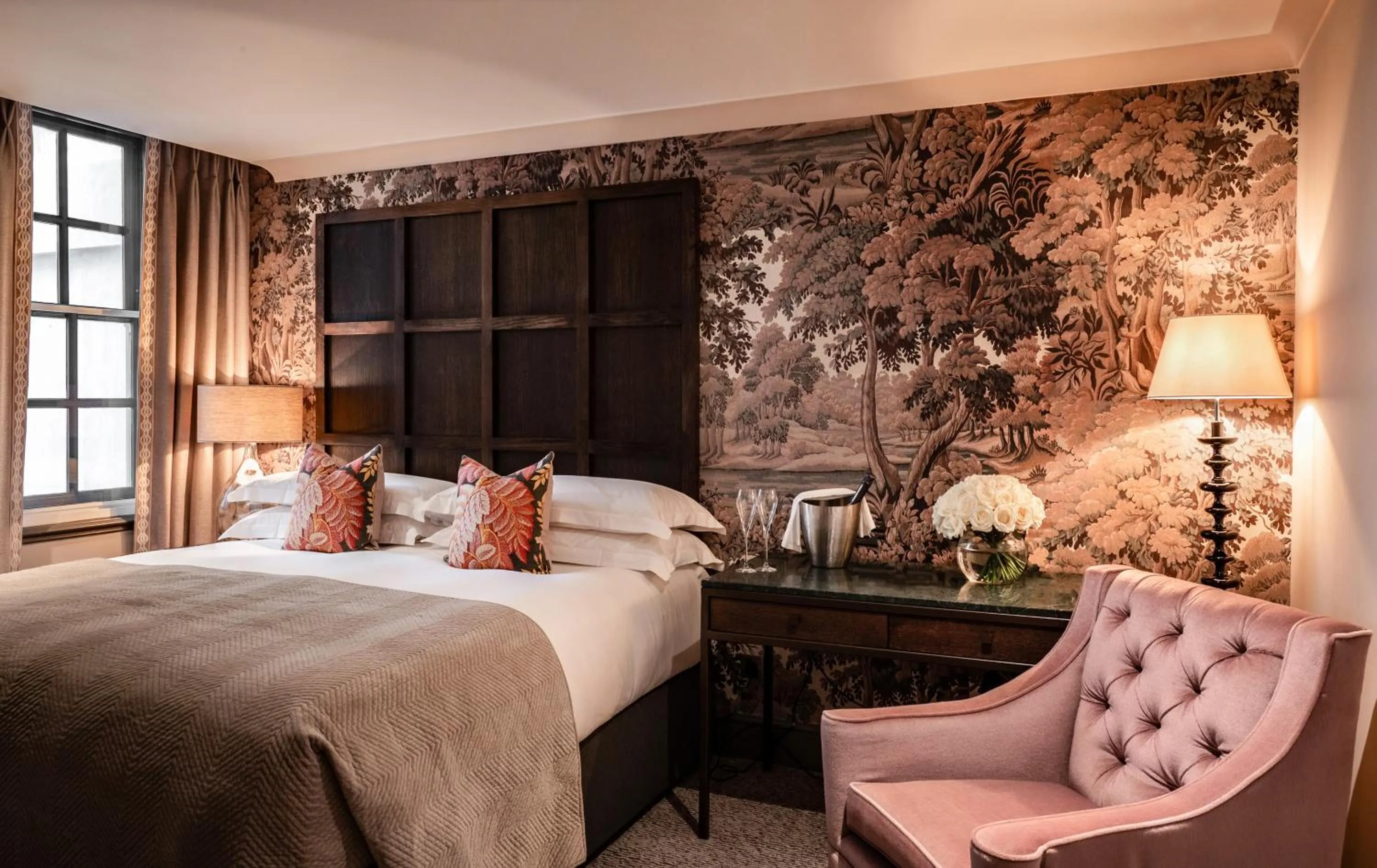 Classic King Room in The Bloomsbury Hotel