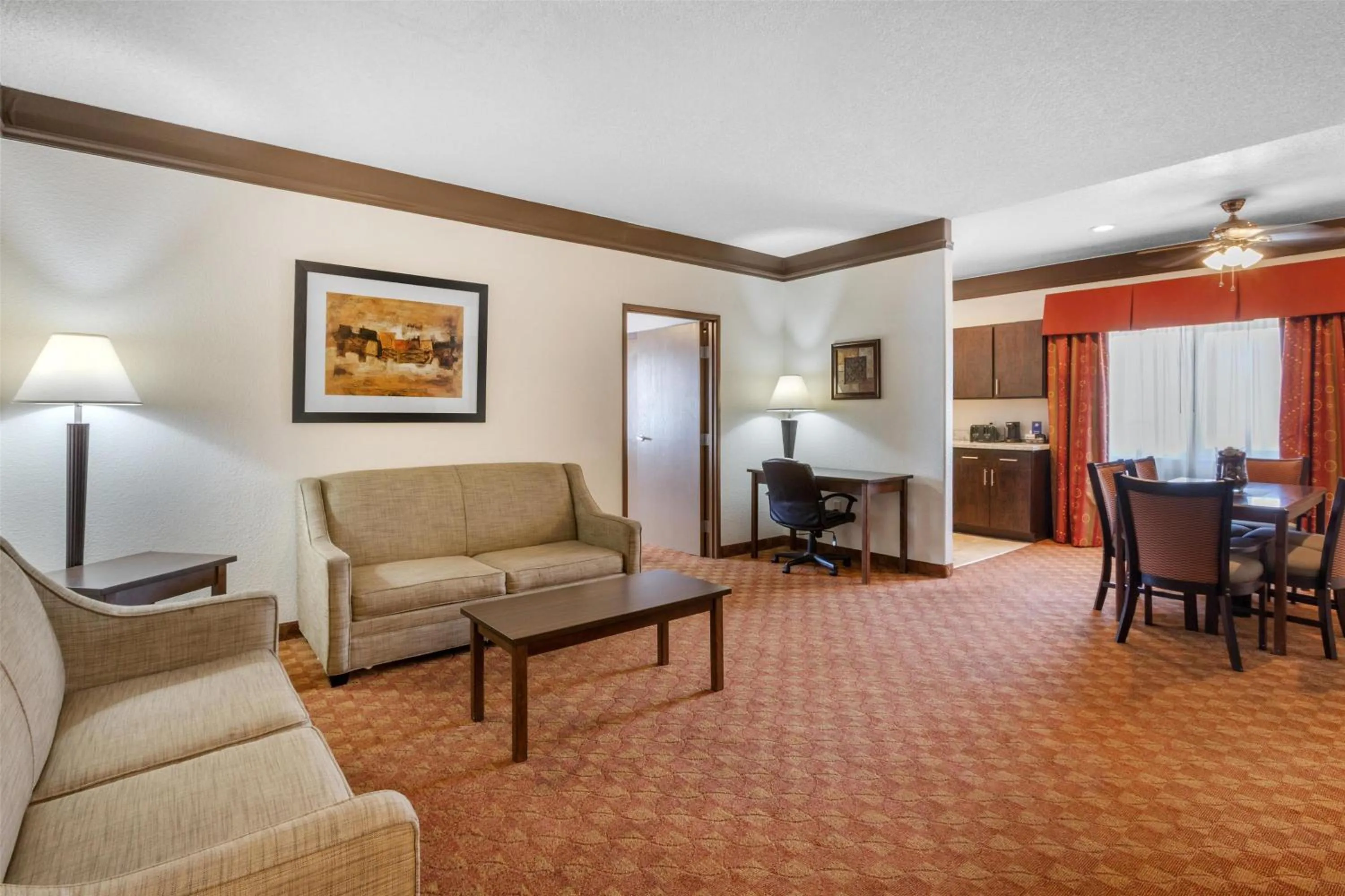 Two-Room Suite with One King Bed and Two Queen Beds - Non-Smoking in Best Western Tolleson