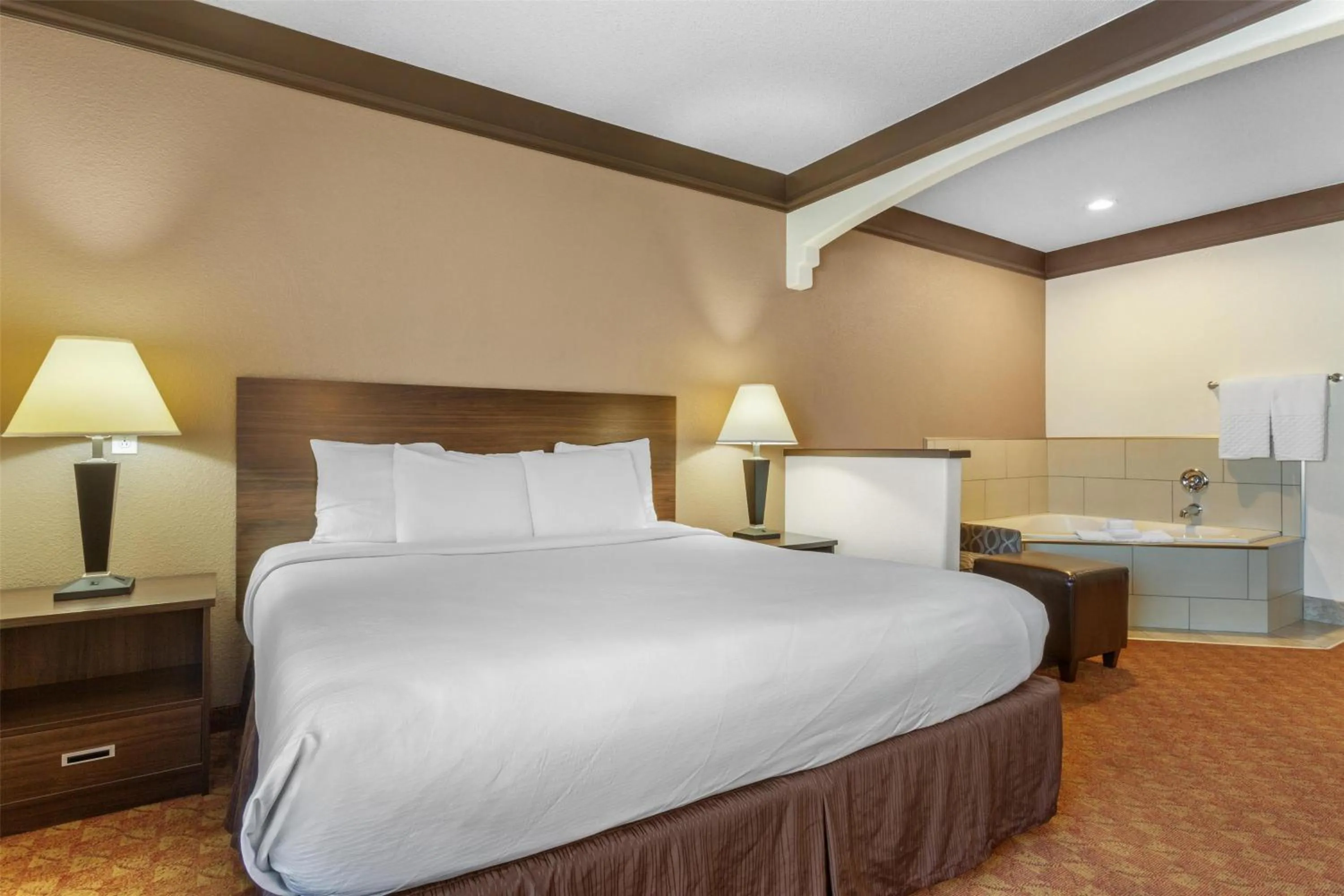 Executive King Room with Whirlpool - Non-Smoking in Best Western Tolleson