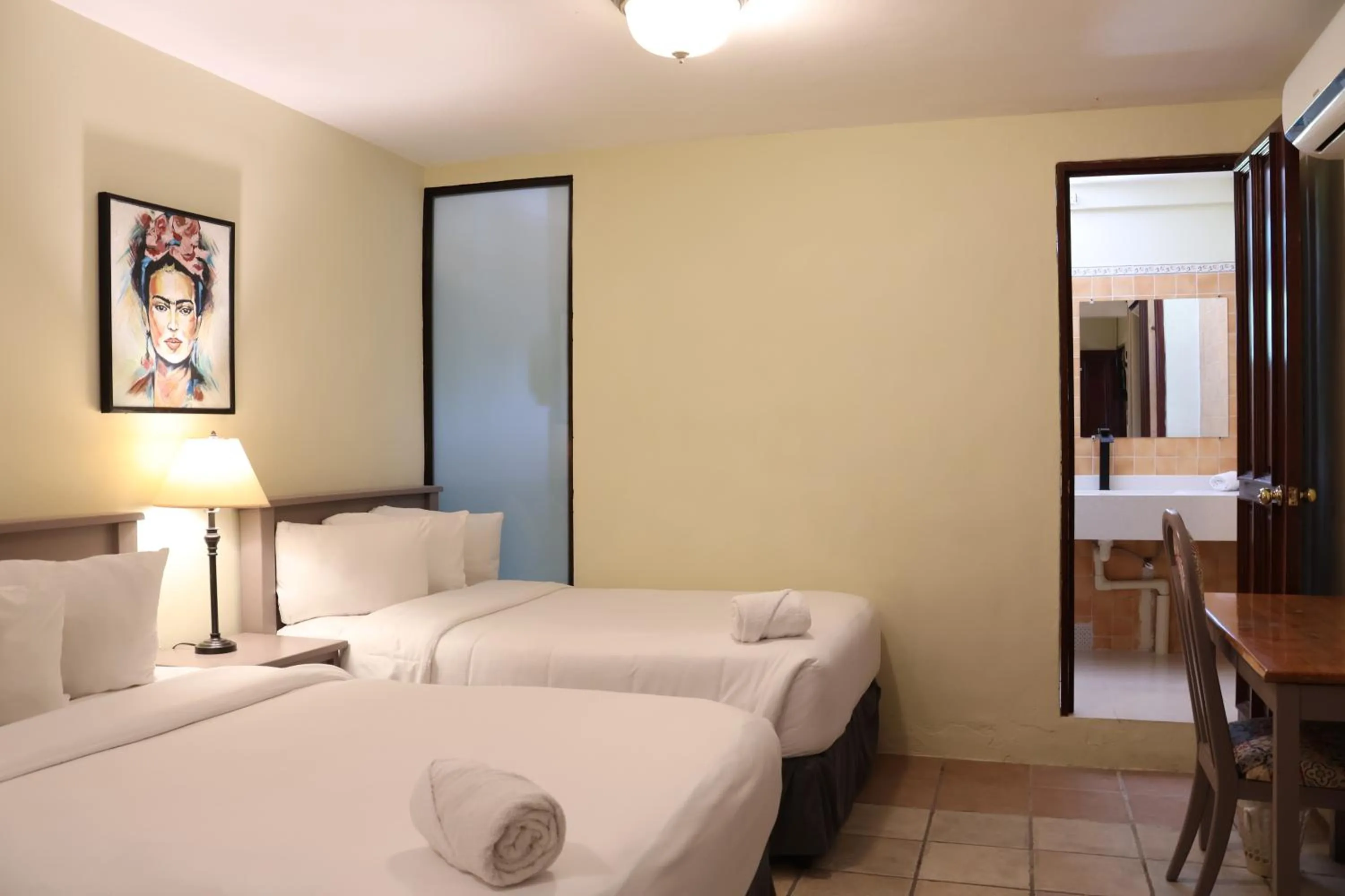 Suite in Morrison Hotel San Salvador