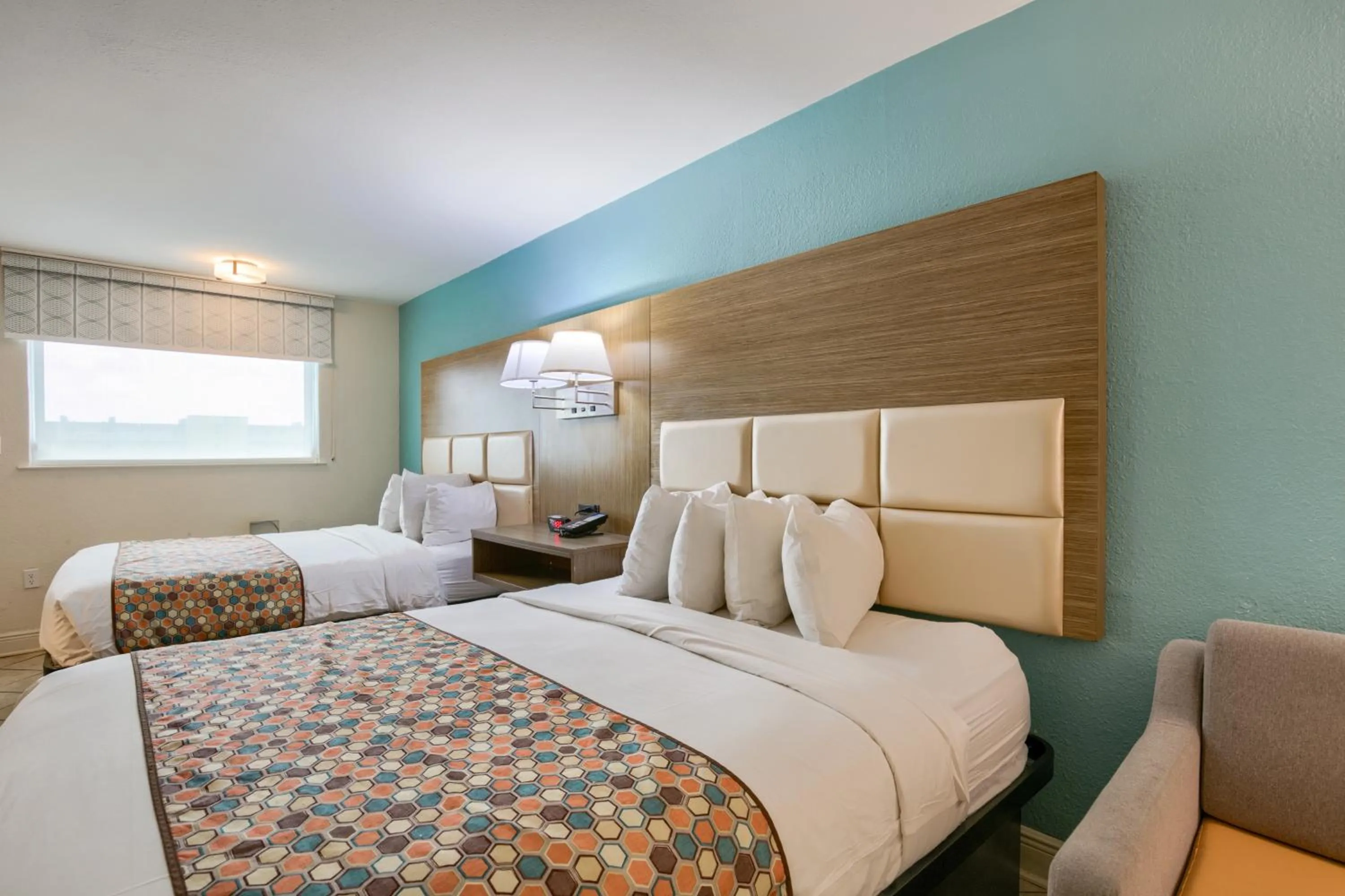 Queen Room with Two Queen Beds - Disability Access in Beachside Resort Hotel