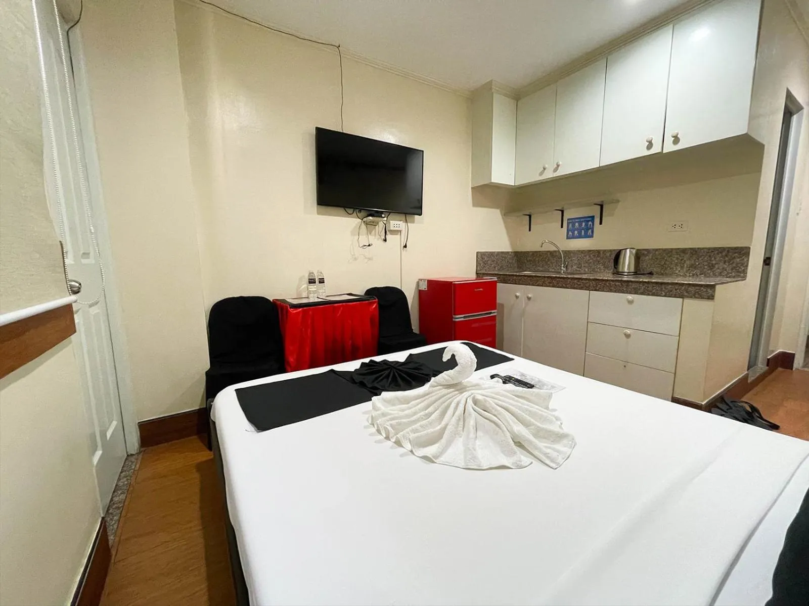 Standard Double Room in Chanel Paris Hotel powered by Cocotel