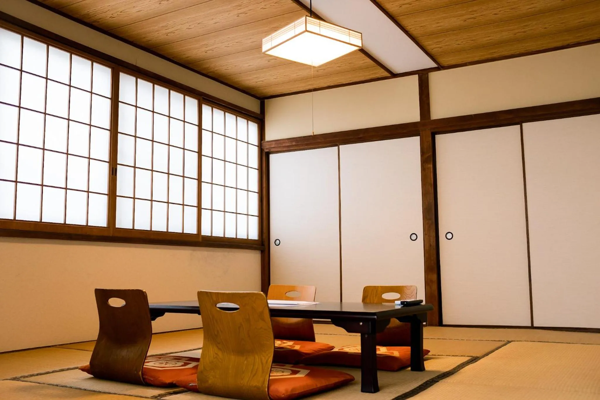 Japanese-Style Quadruple Room - single occupancy in Guesthouse Sunline Beppu