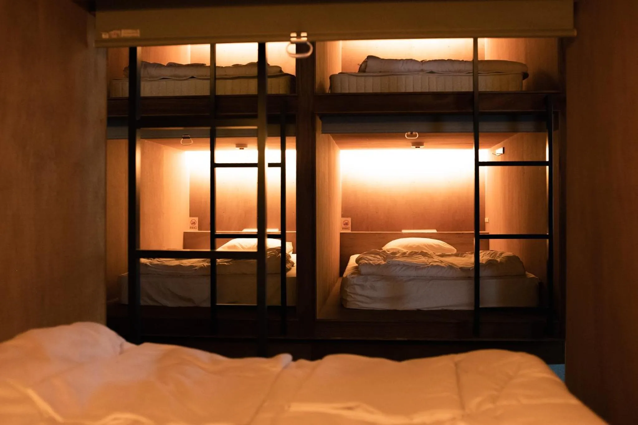 Bunk Bed in Male Dormitory Room  in Guesthouse Sunline Beppu