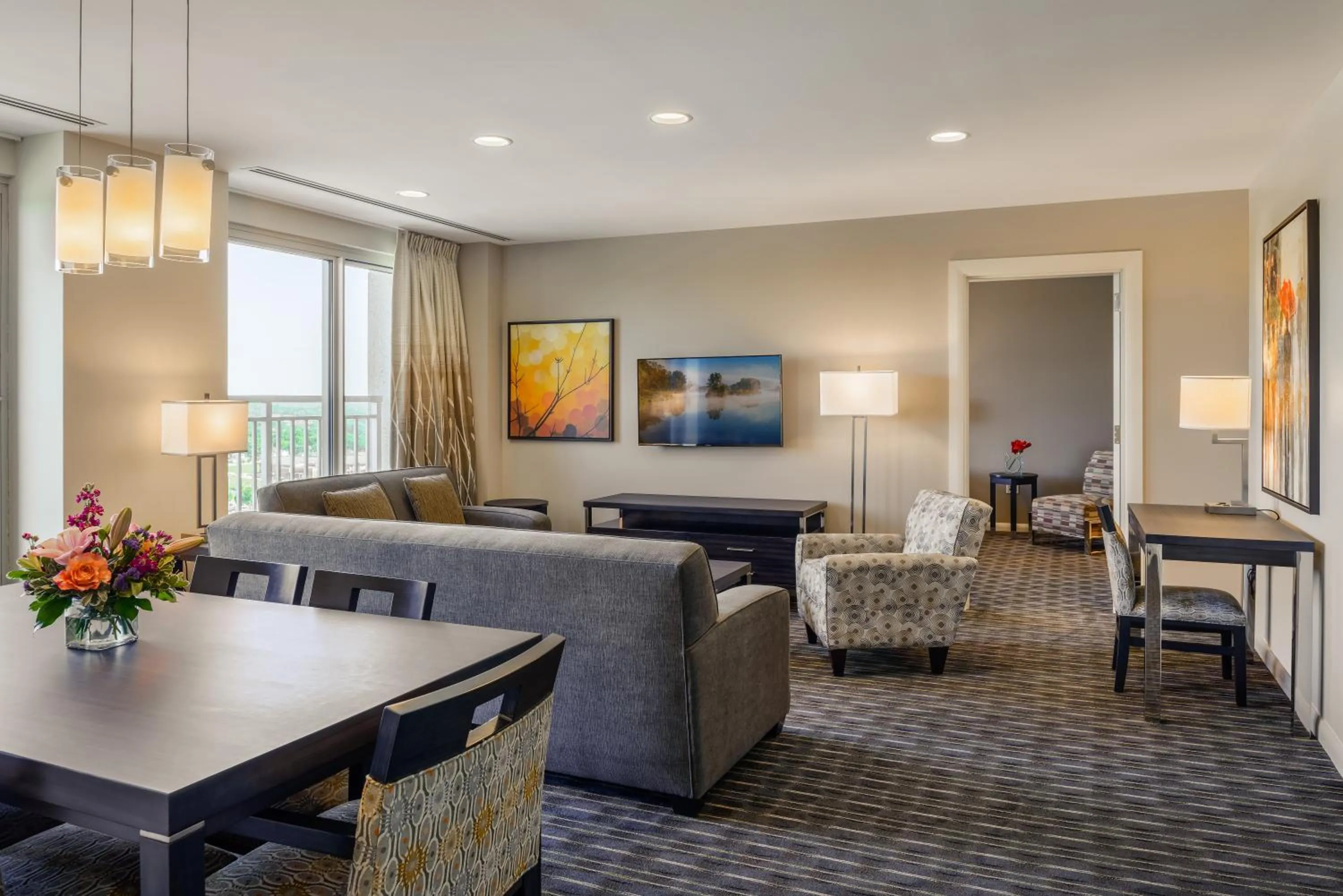 Two-Bedroom Apartment - Non-Smoking in Broadway Plaza, Trademark Collection by Wyndham