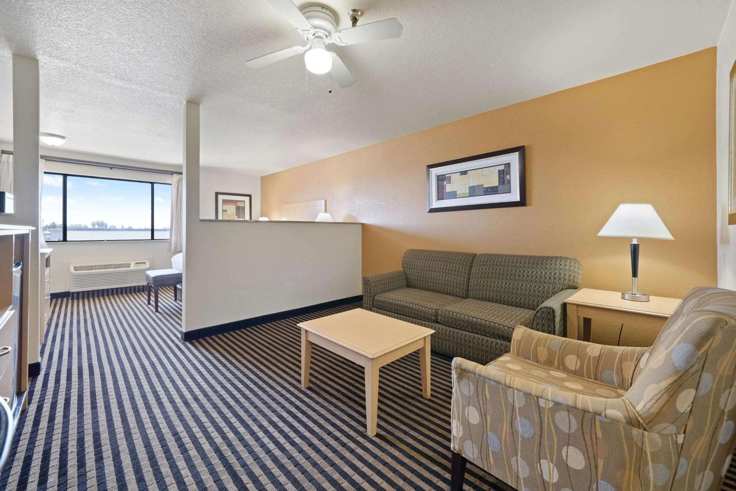 Queen Room - Disability Access in Best Western Plus Executive Inn & Suites