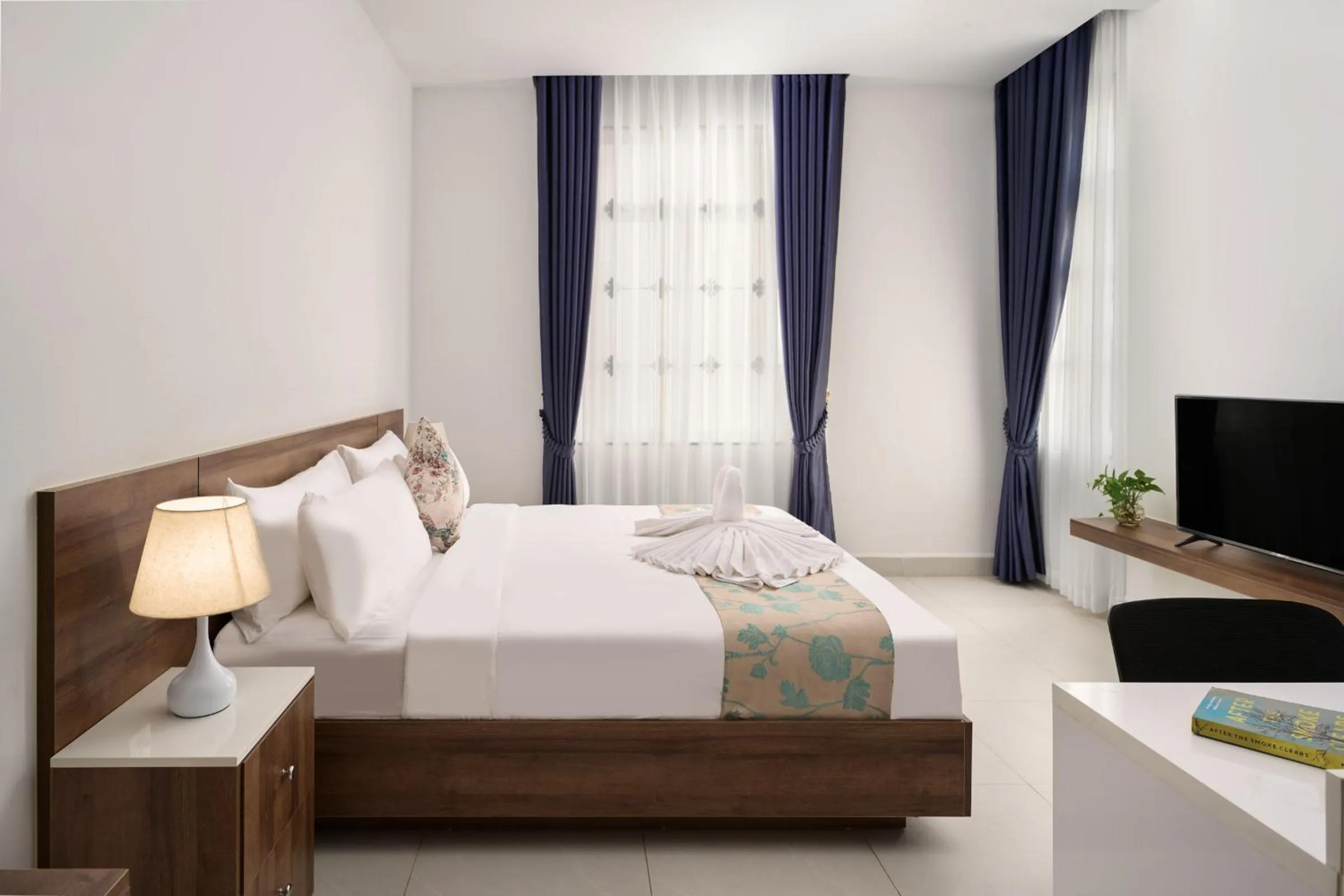 Superior King Room in Queen Mansion