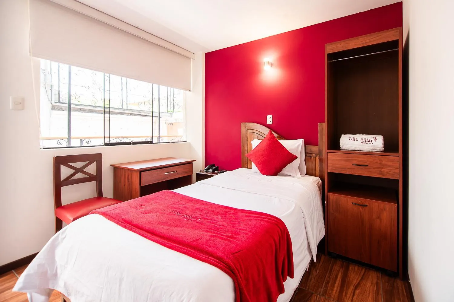 Individual in Villa Sillar