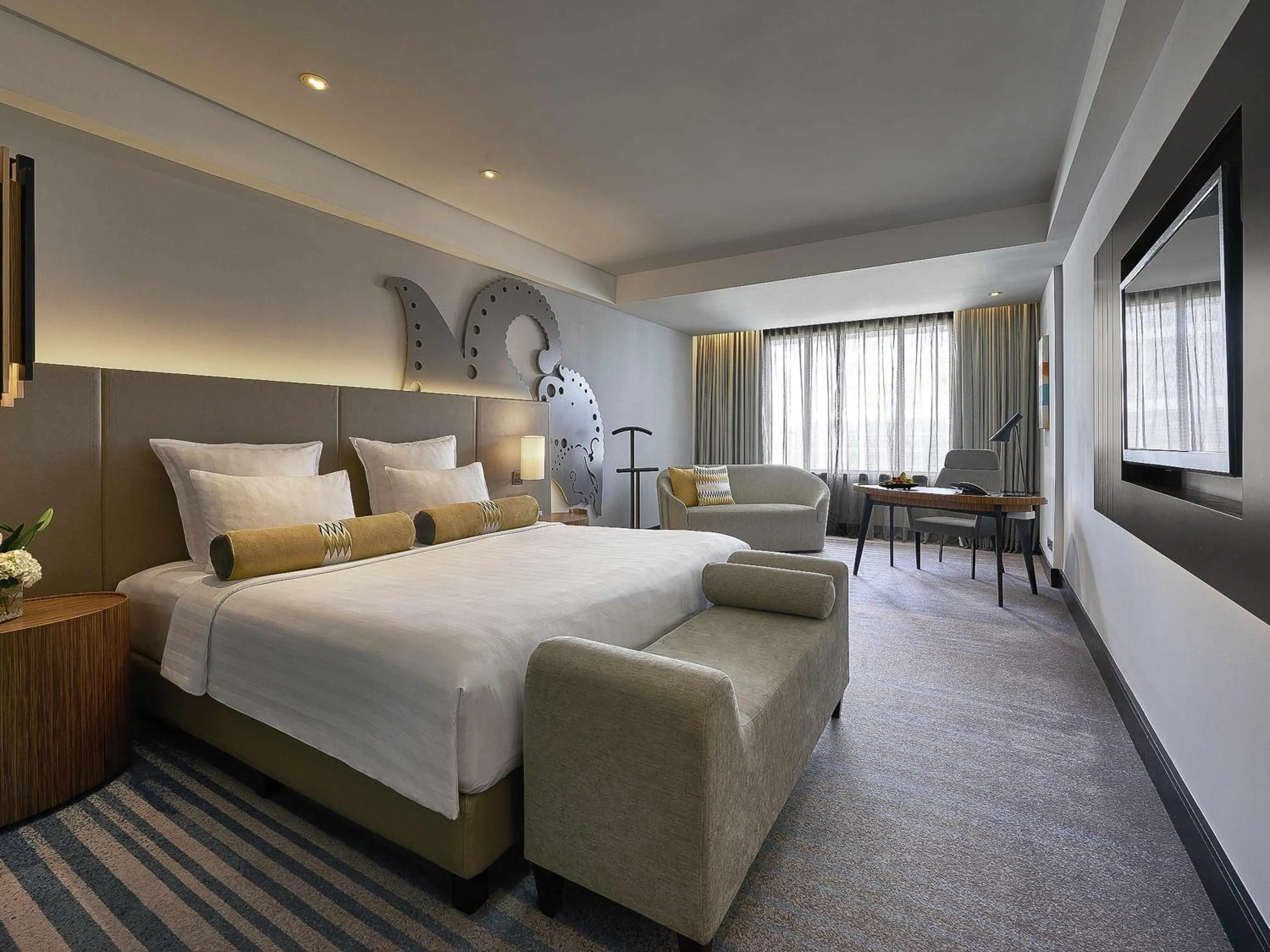 Executive King Room with Lounge Access in Pullman Jakarta Indonesia