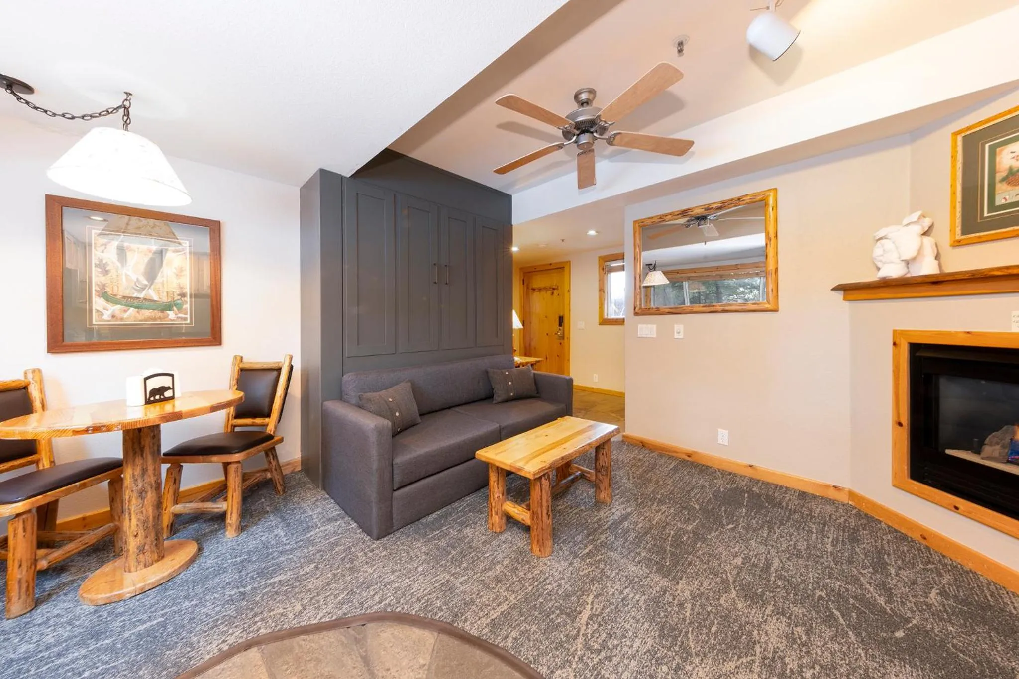 Studio Apartment in Red Wolf Lakeside Lodge