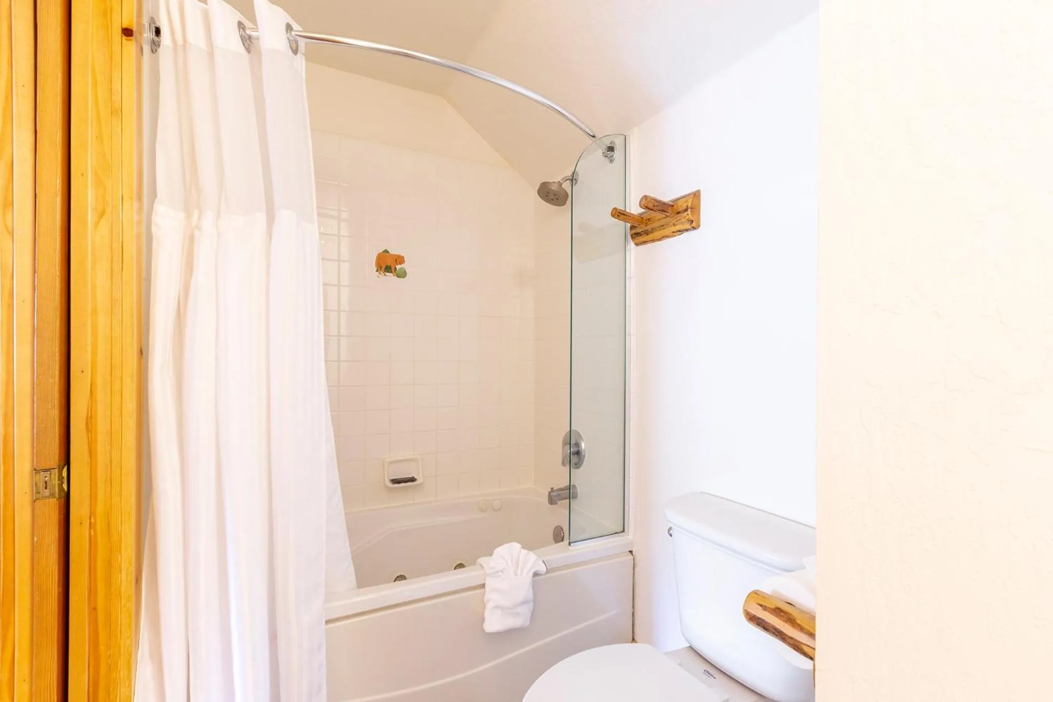 One-Bedroom Suite in Red Wolf Lodge at Olympic Valley