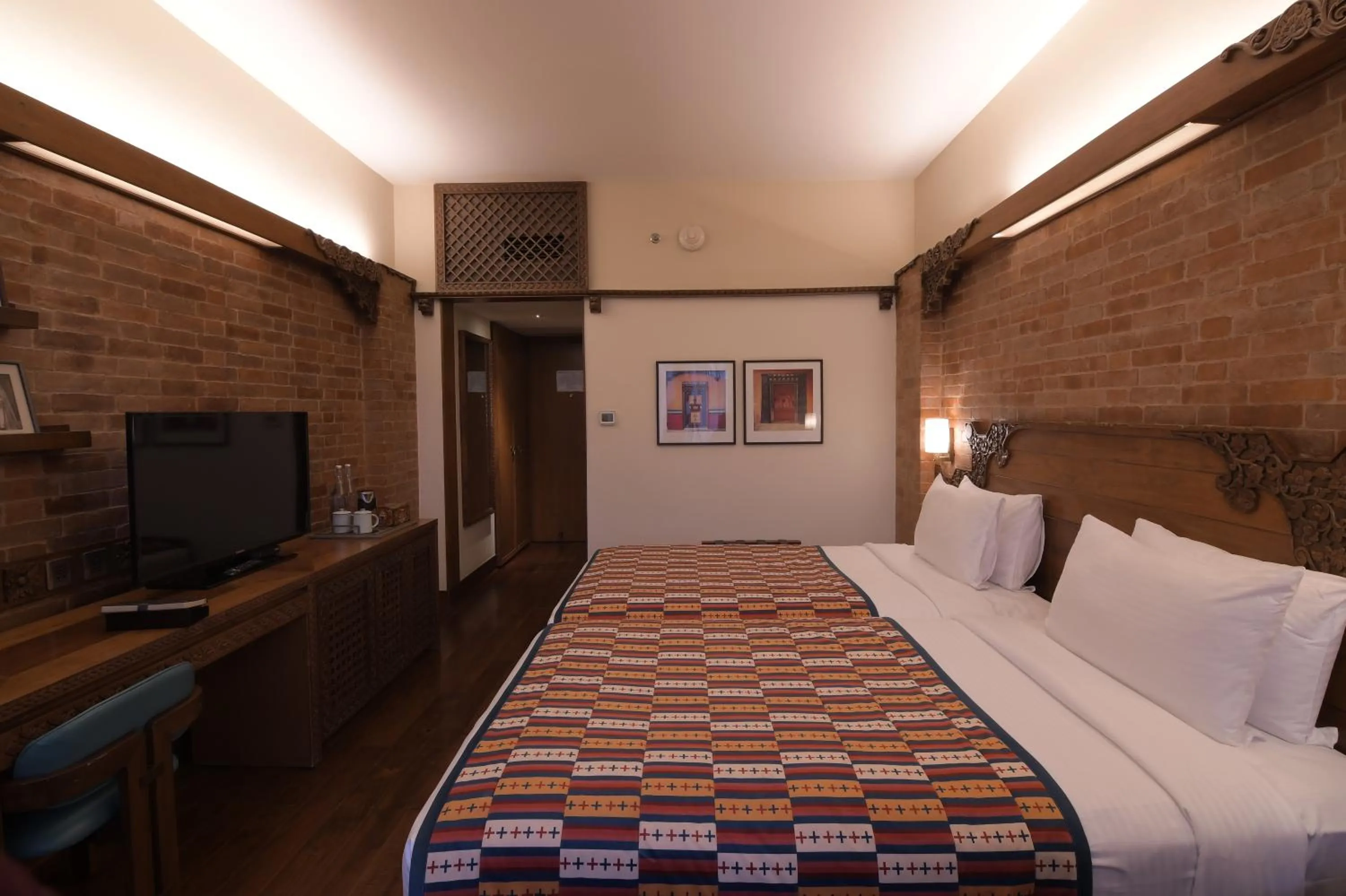 Heritage Deluxe Twin  in Hotel Yak & Yeti