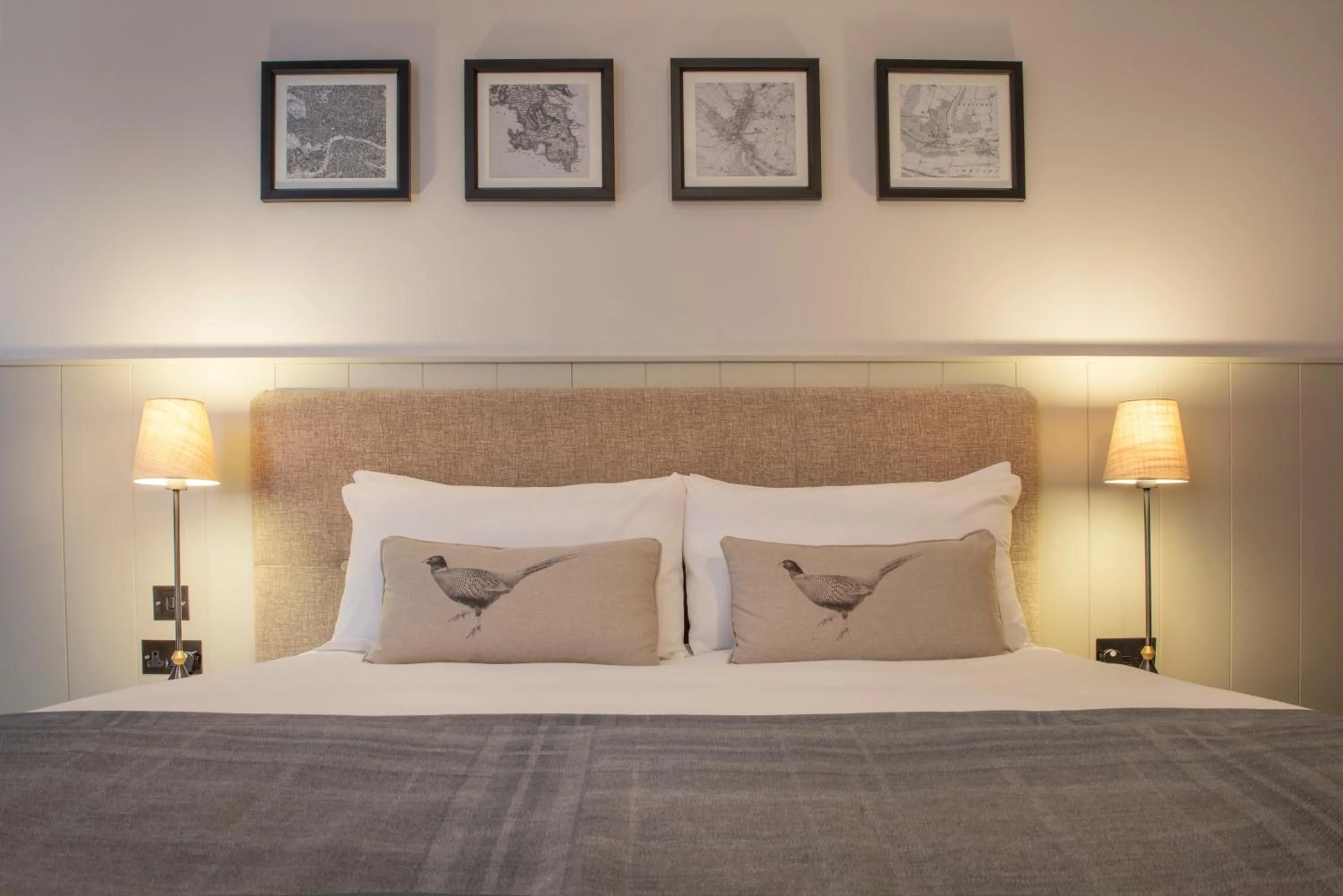 Superior Twin Room in De Vere Latimer Estate