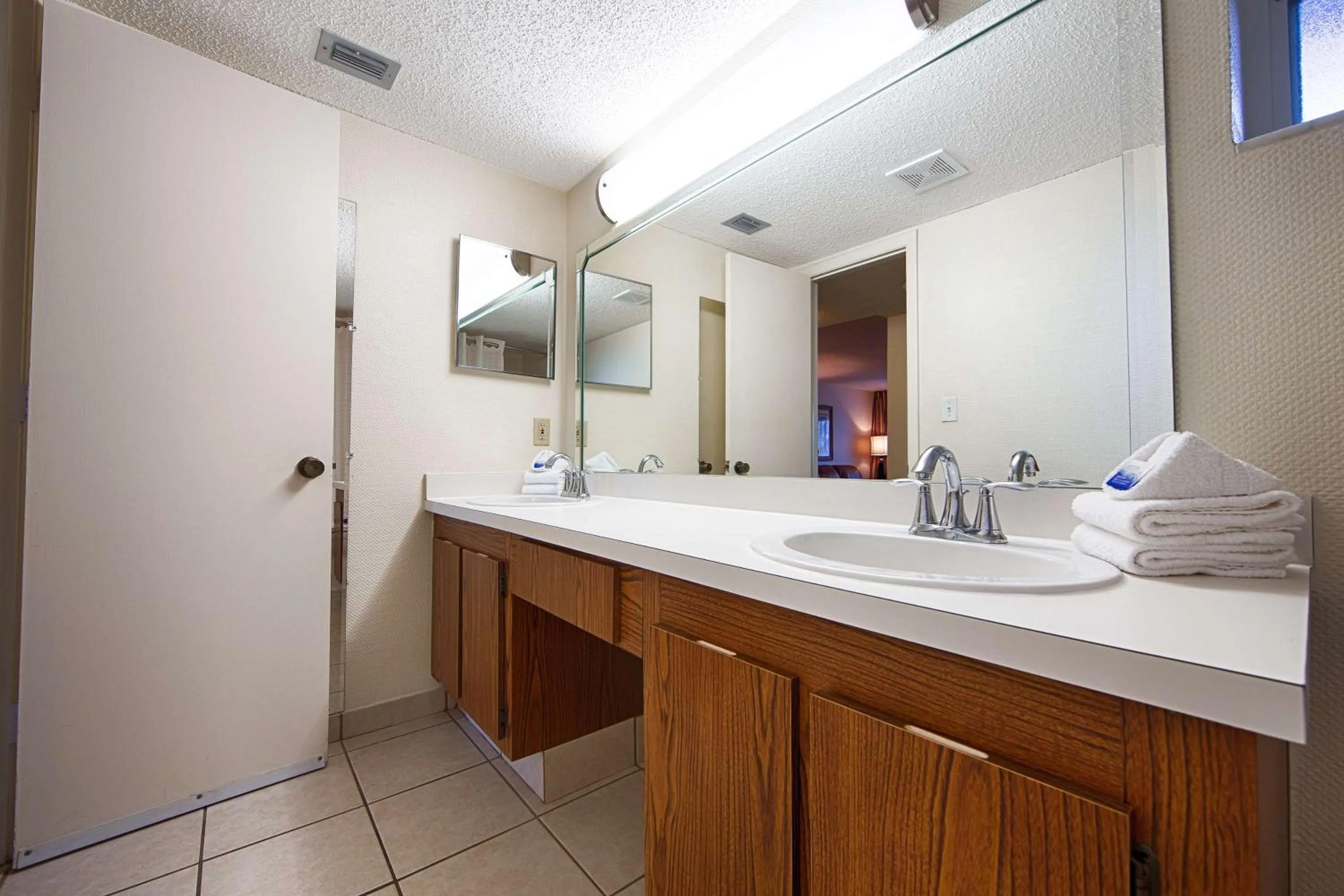 King Suite - Non-Smoking in Best Western Naples Inn & Suites