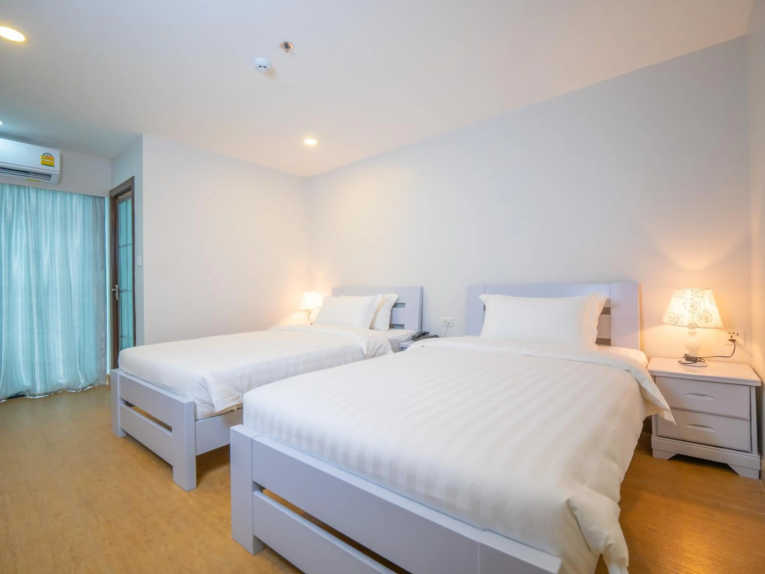 Twin Room with Balcony in The Kinn Bangkok