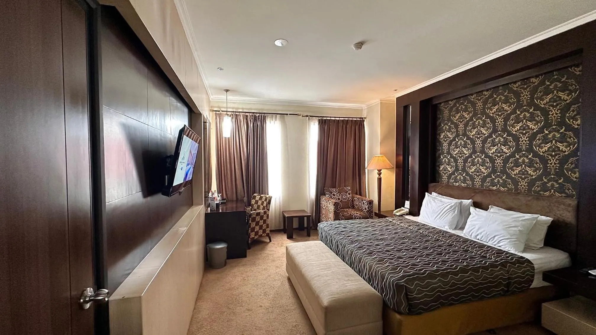 Junior Suite in Hotel Dafam Pekalongan