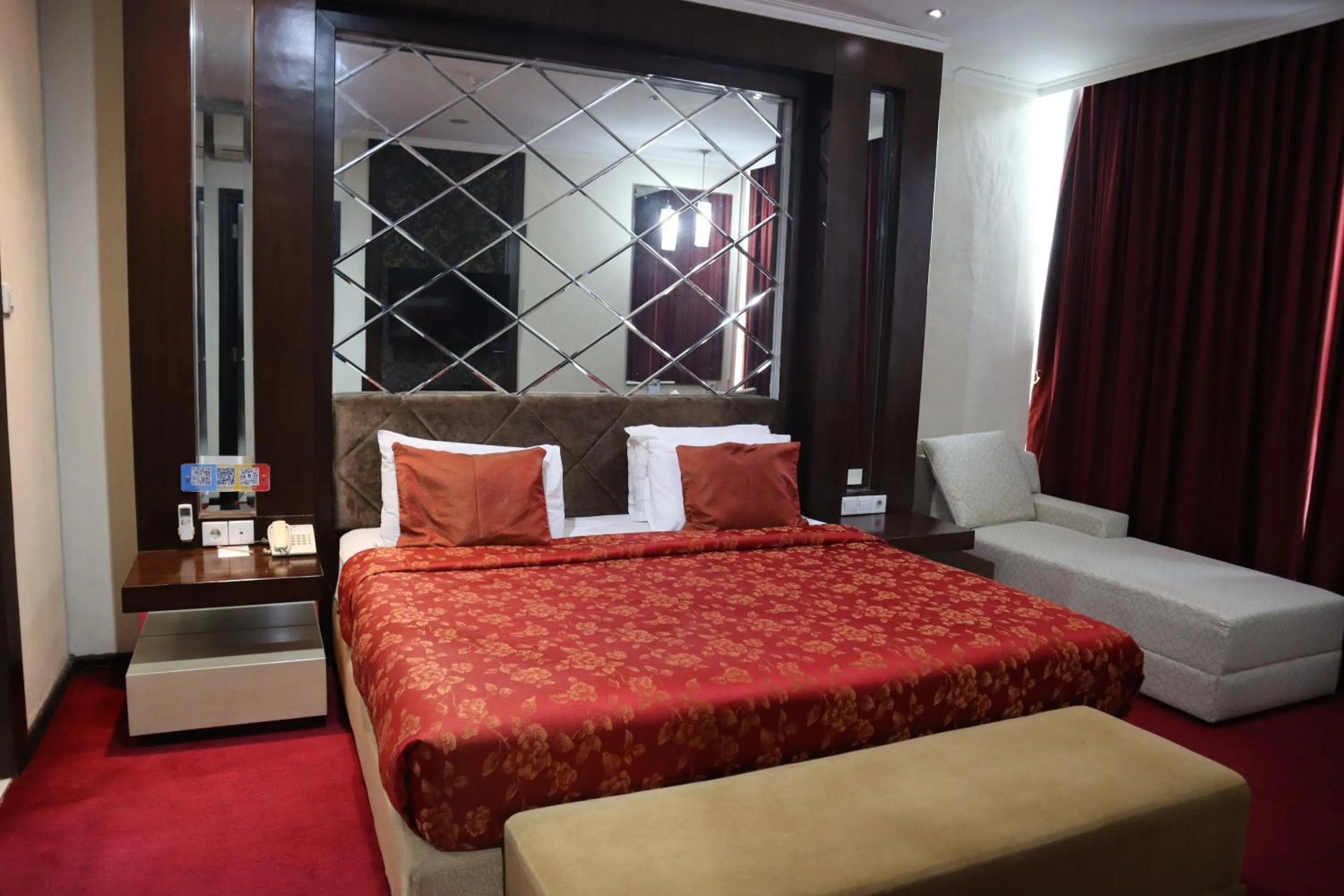 Royal Suite in Hotel Dafam Pekalongan