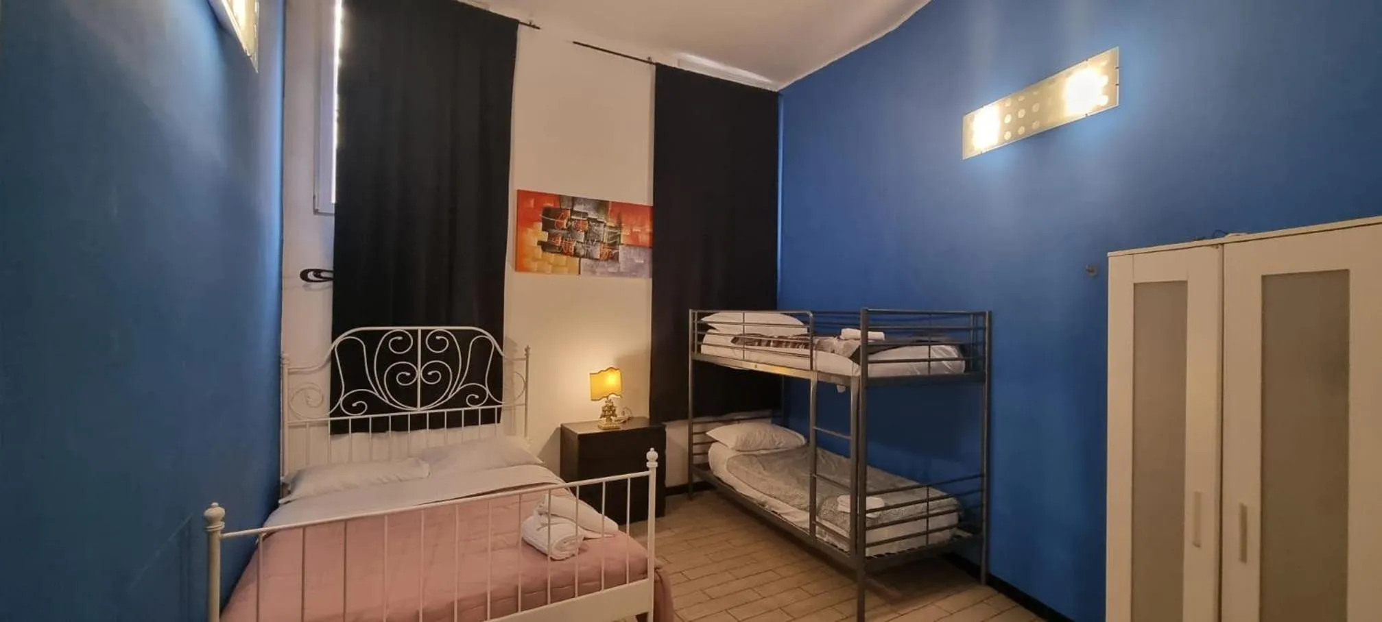 Economy Quadruple Room in Central Hostel Milano