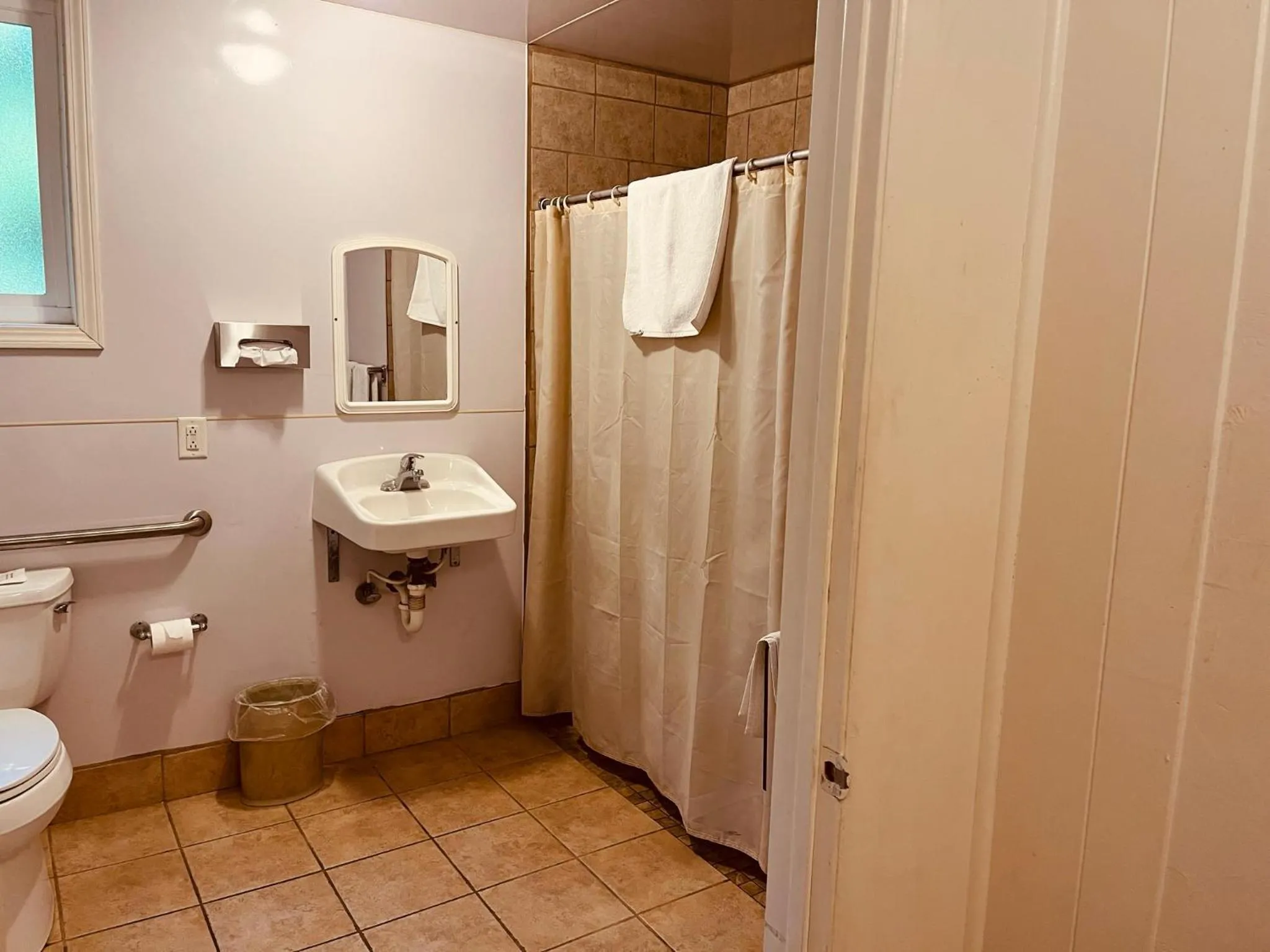 Super Deluxe Double Room in Jumping Frog Motel