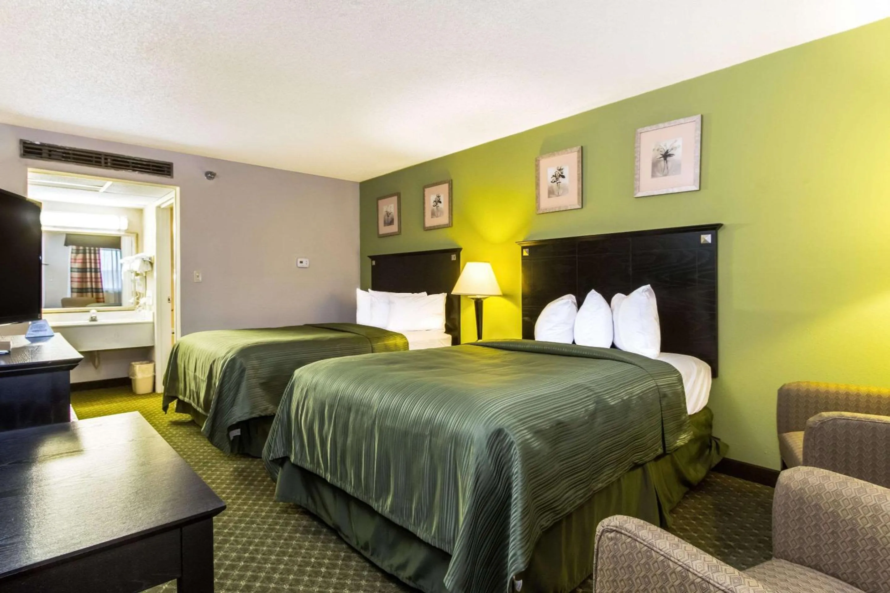 Suite with Two Double Beds- Non- Smoking in Quality Inn & Suites Moline - Quad Cities