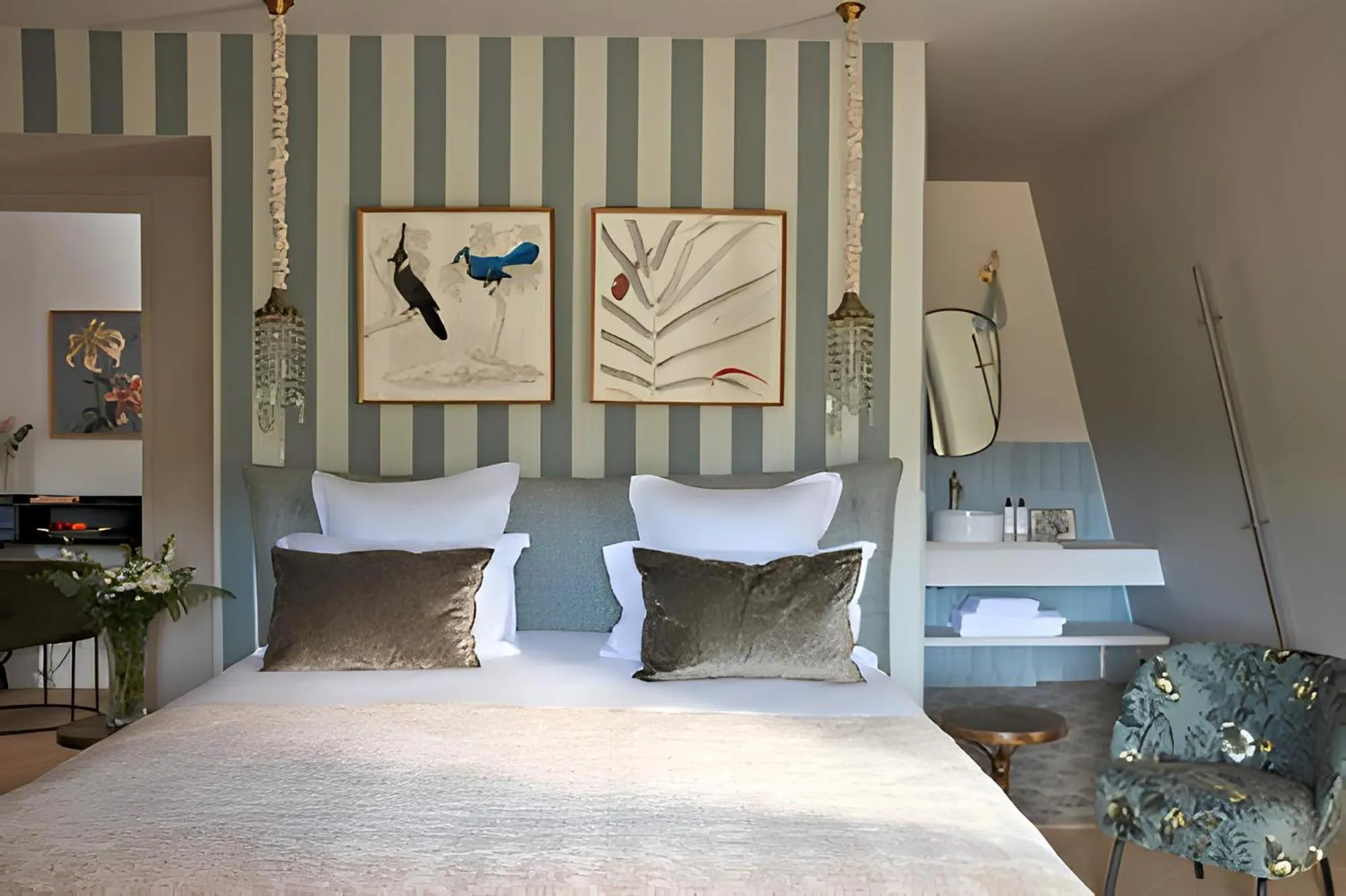 Quadruple Deluxe Room in Château Léognan, Domaine viticole - proche Bordeaux