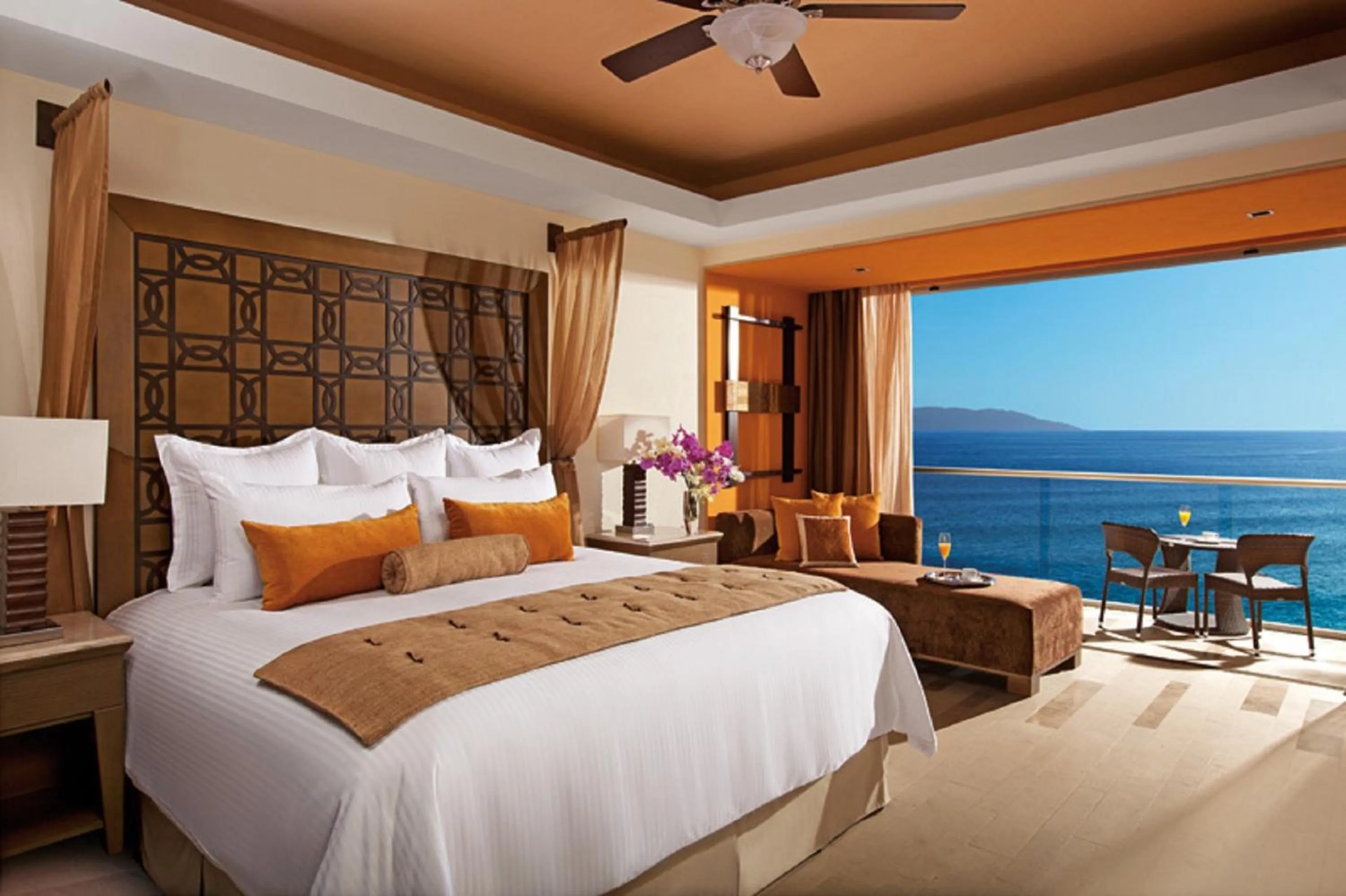 Preferred Club Junior Suite Ocean View King in Dreams Vallarta Bay Resorts & Spa - All Inclusive
