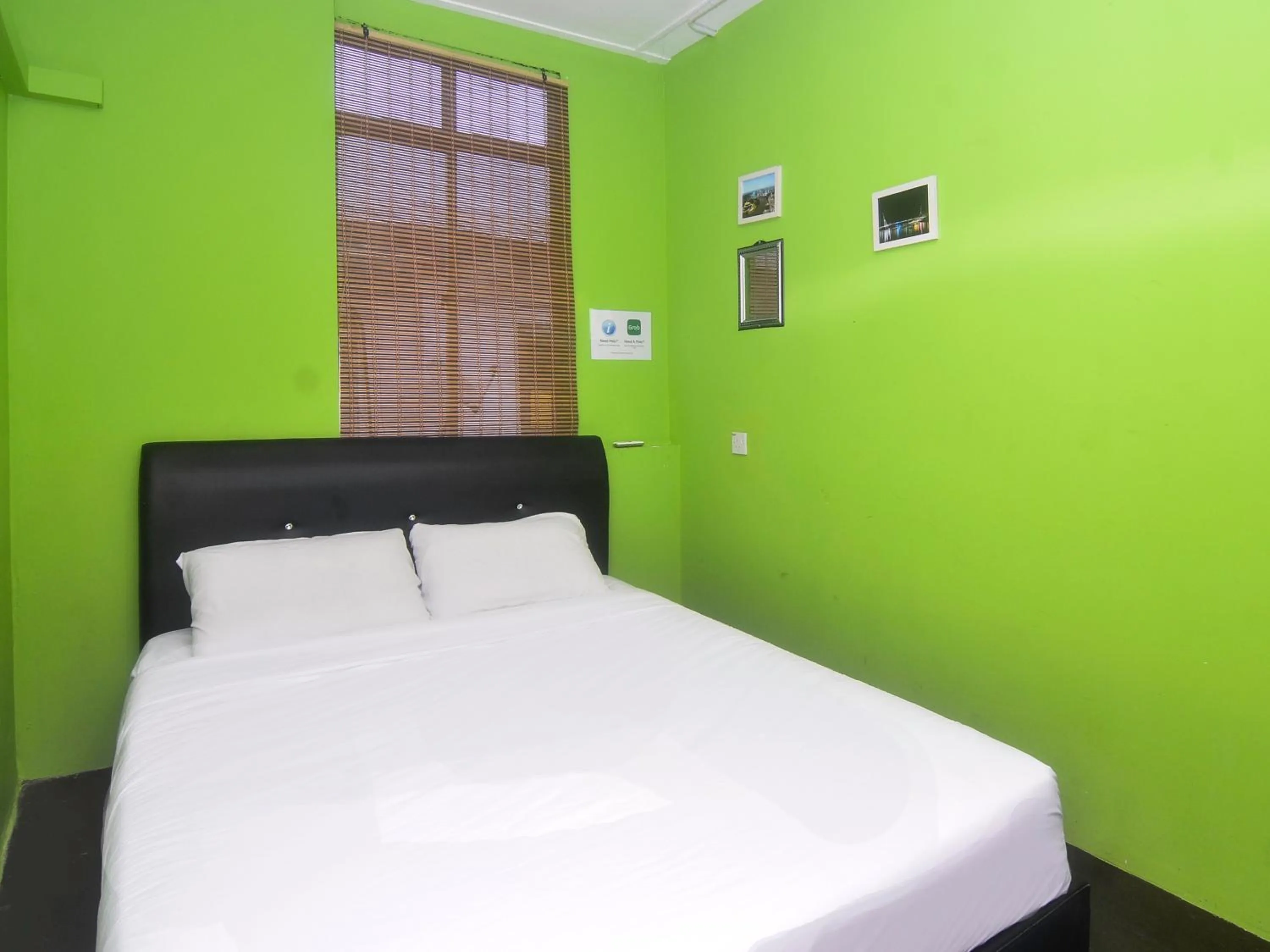 Standard Double Room in Hotel O Tropical Lodge