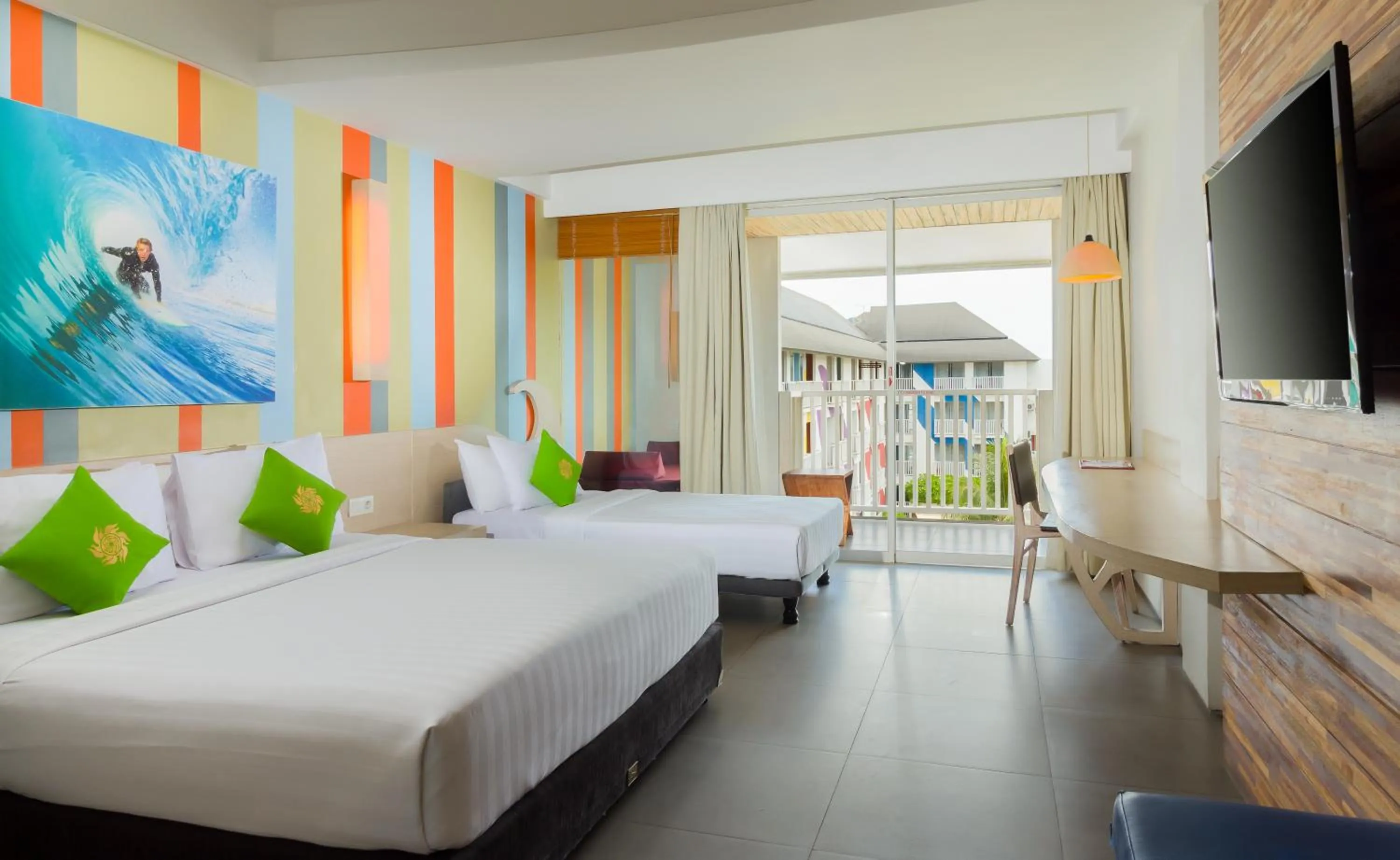 Bliss Triple Room in Bliss Surfer Hotel Legian