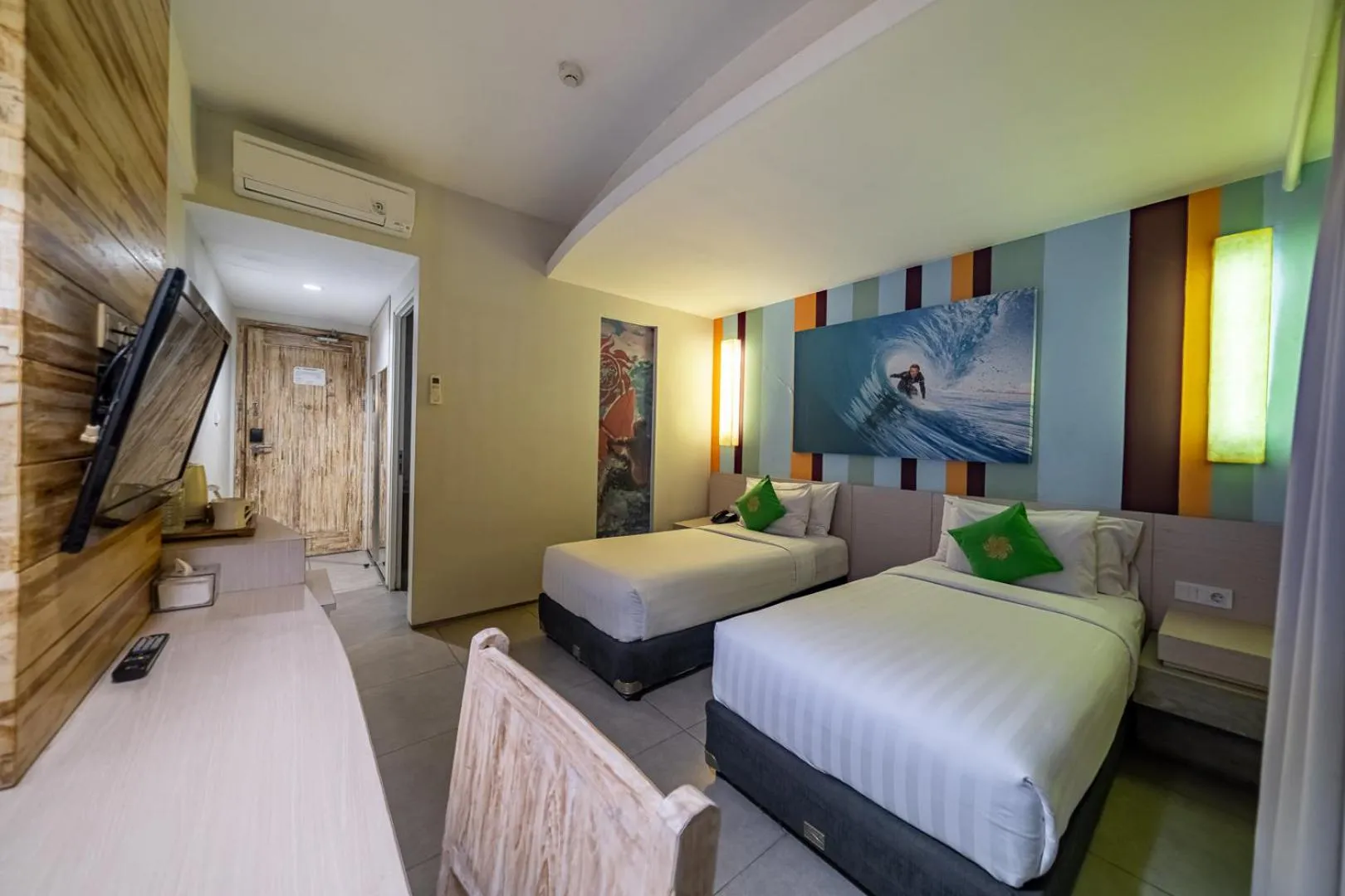 Deluxe Double or Twin Room with Balcony in Bliss Surfer Hotel Legian