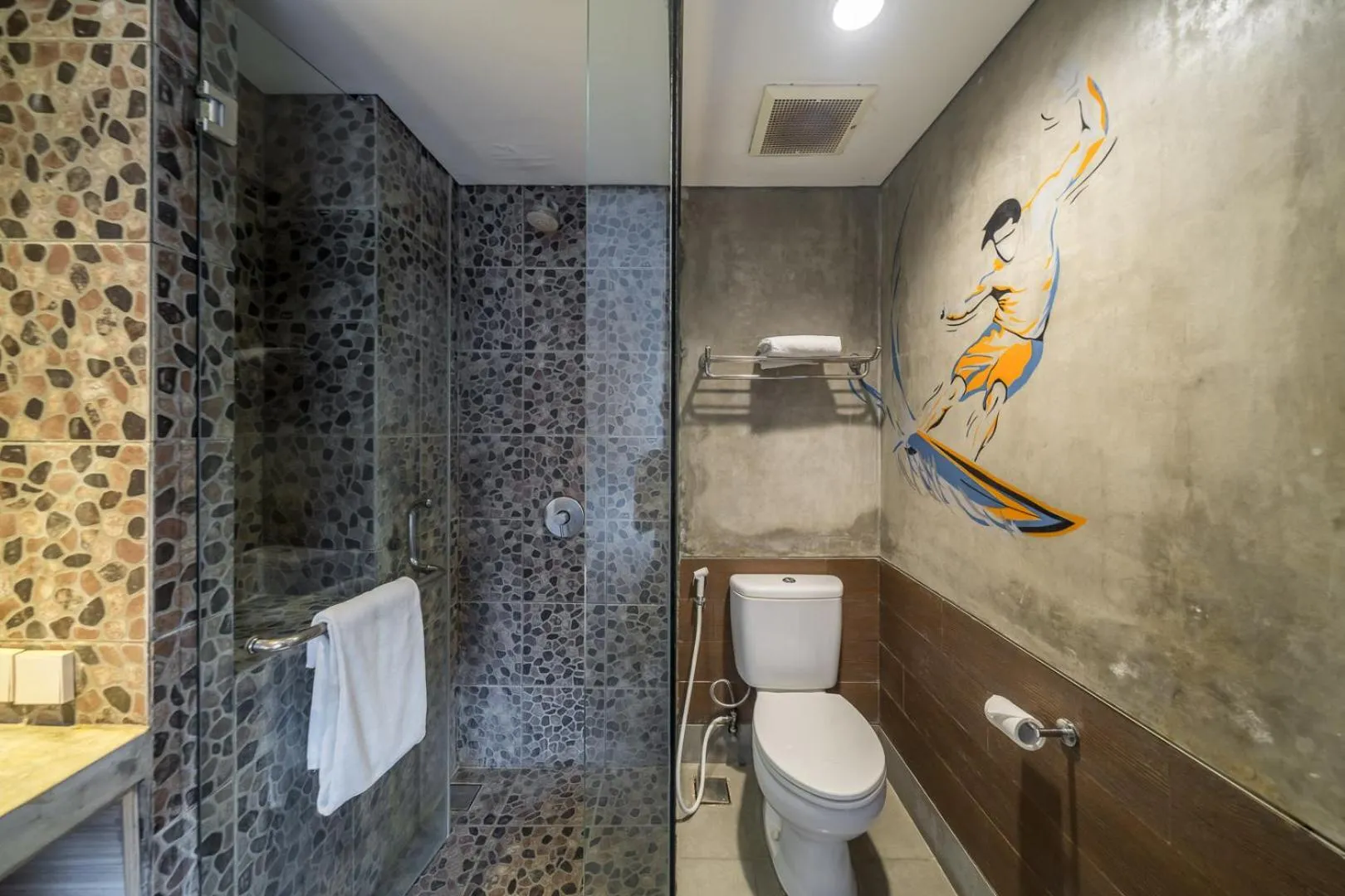 Family Suite in Bliss Surfer Hotel Legian