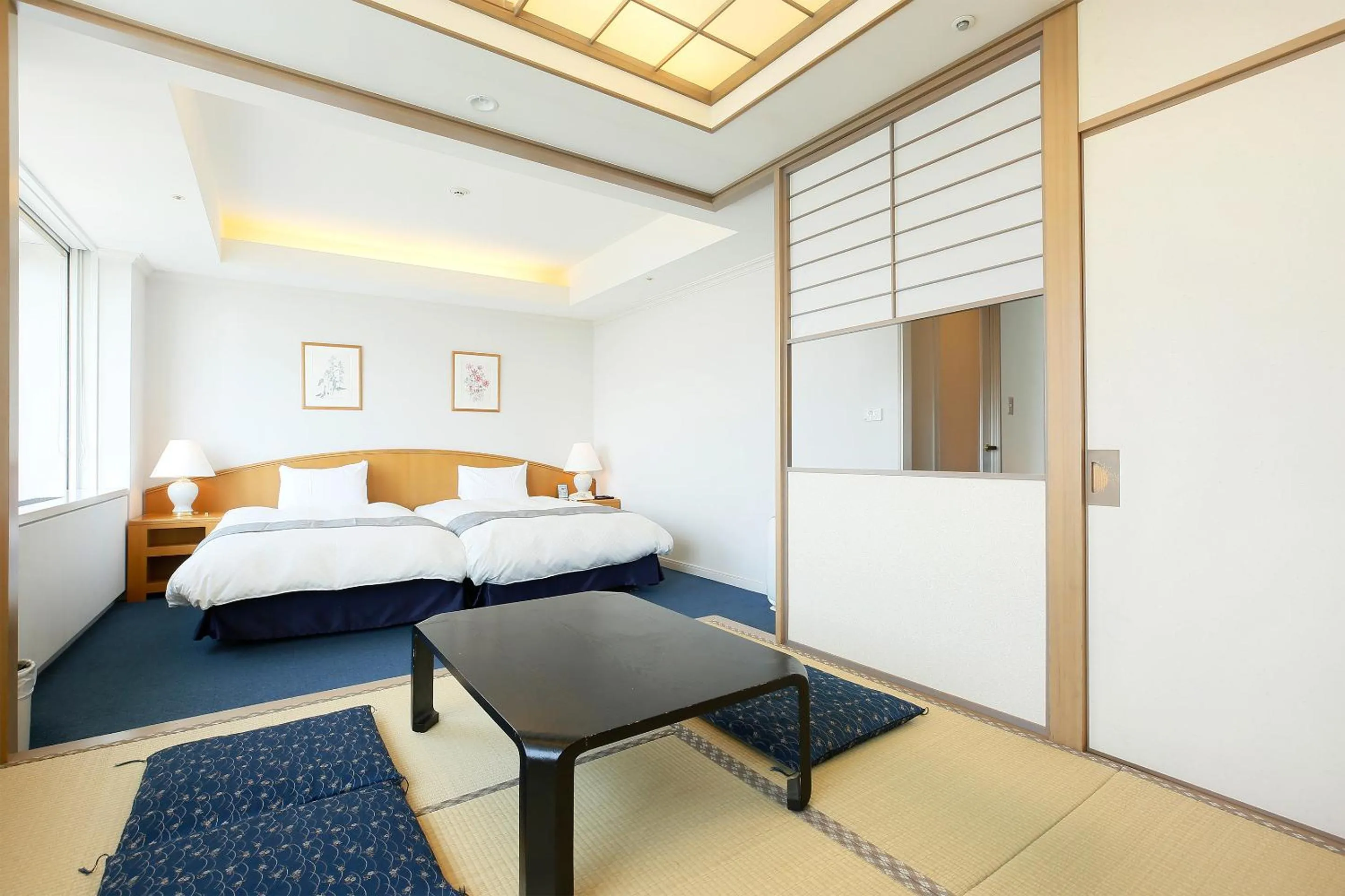 Twin Room with Tatami Area - Main Tower - Non-Smoking in Hotel Kyocera