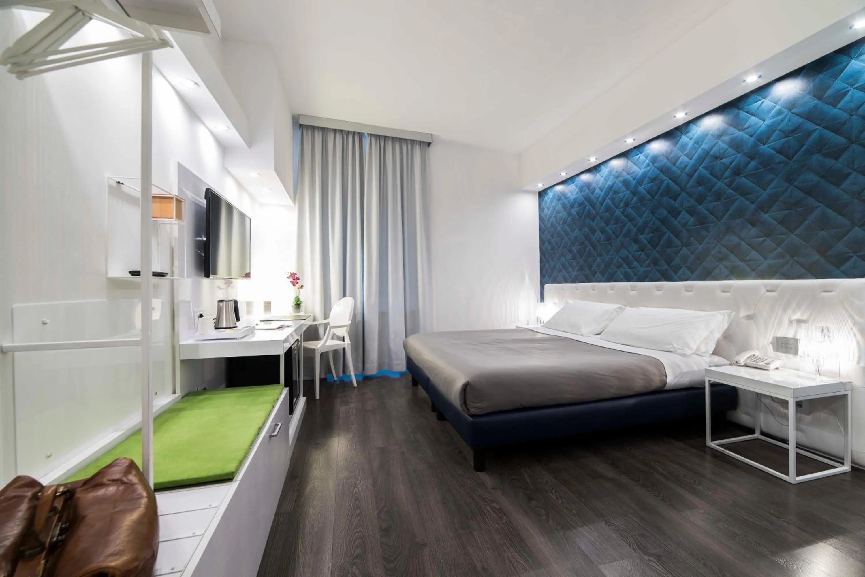 Deluxe Quadruple Room in Hotel Montestella