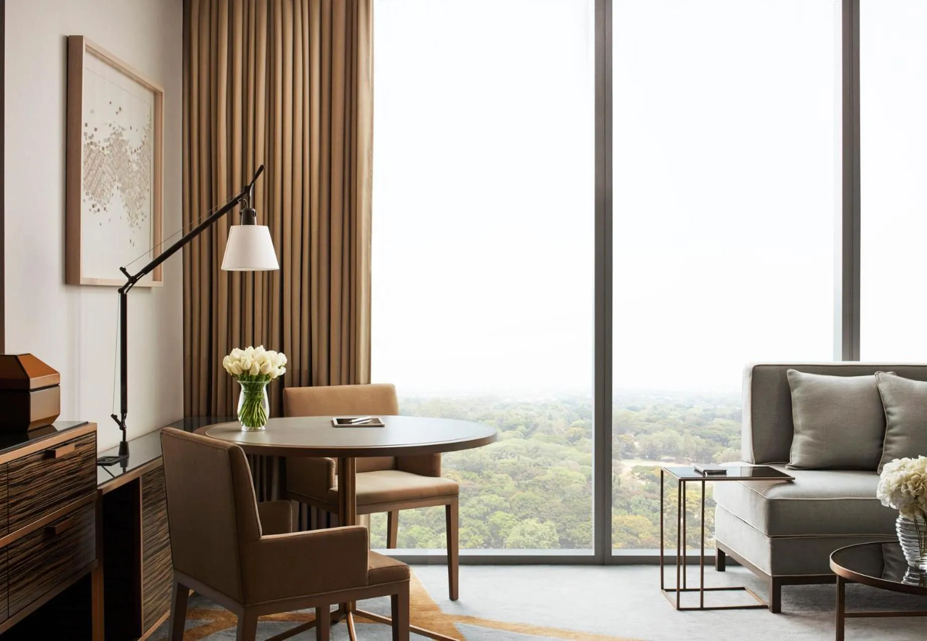 Deluxe Room King in Four Seasons Hotel Bengaluru at Embassy ONE