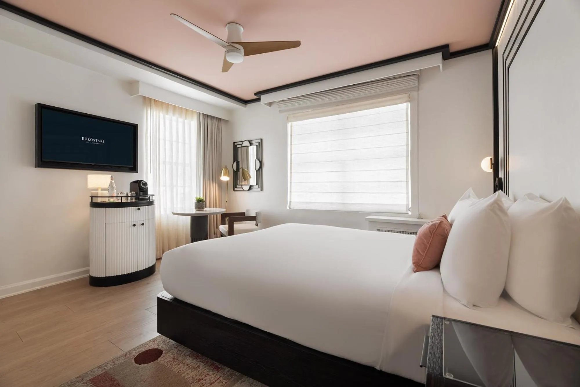 Deluxe King Room in Eurostars Winter Haven Miami Beach