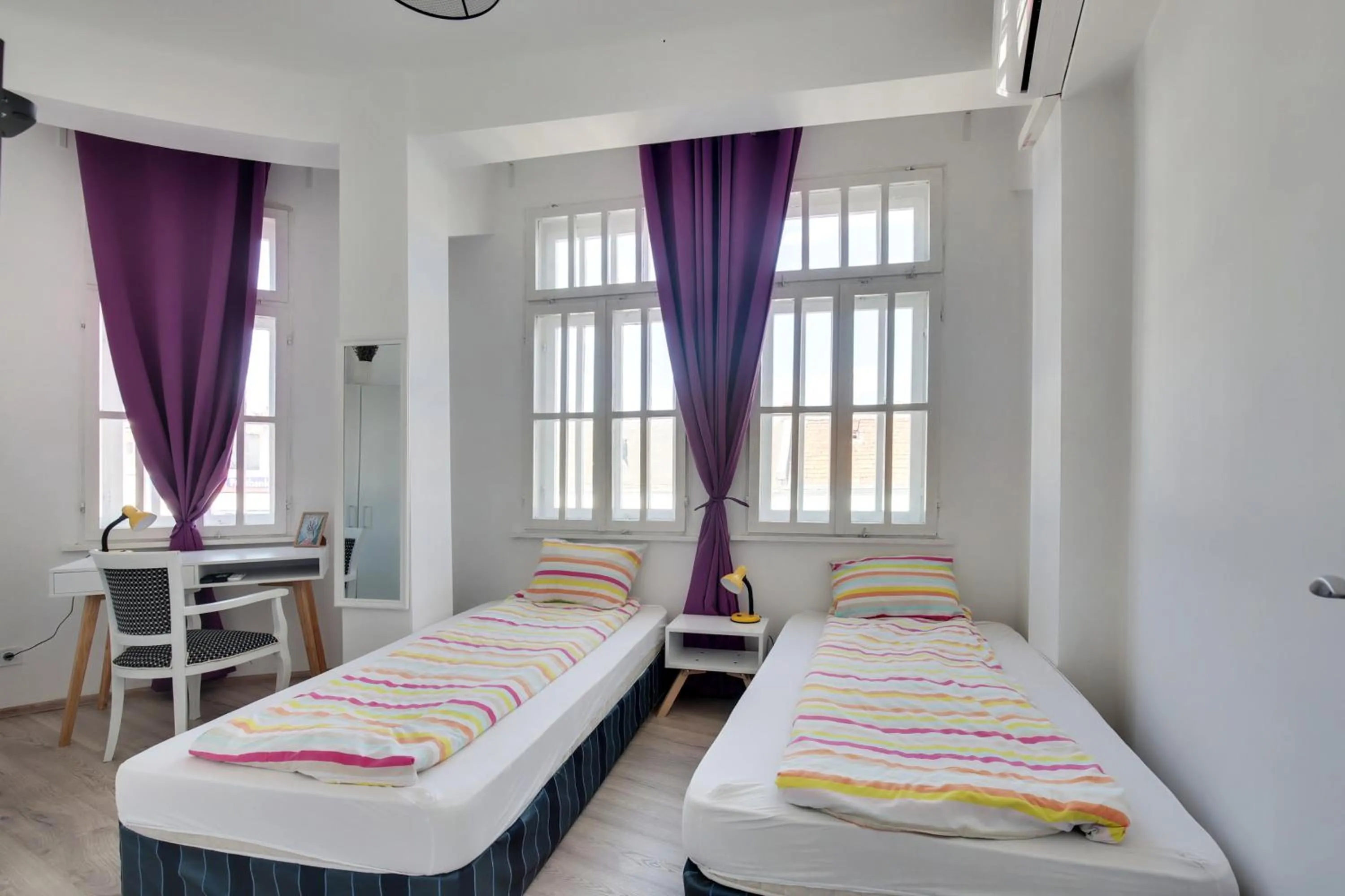 Double or Twin Room with Shared Bathroom in Hostel Musala