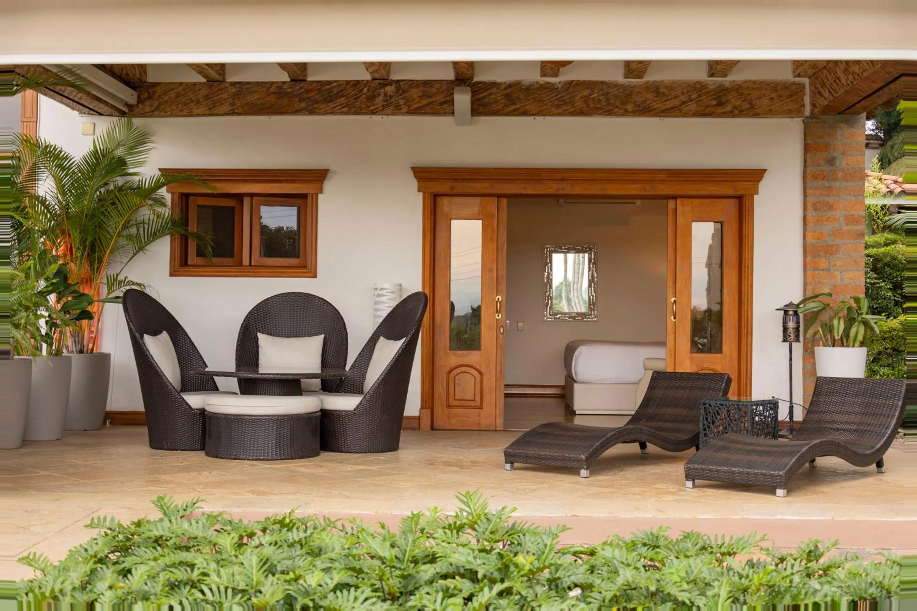 Junior Suite with Pool View in Visus Hotel Boutique & Spa