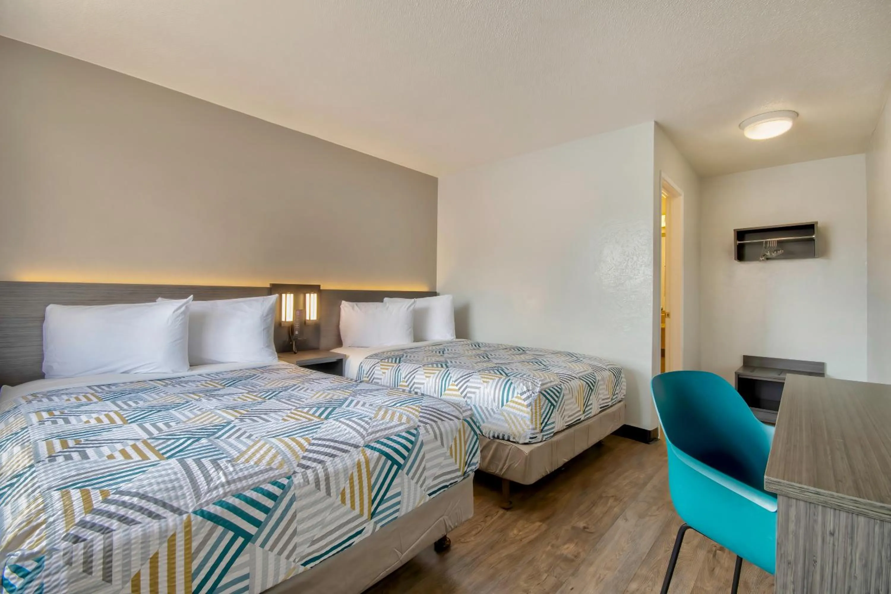 Double Room - Disability Access - Non-Smoking in Motel 6 Santa Fe