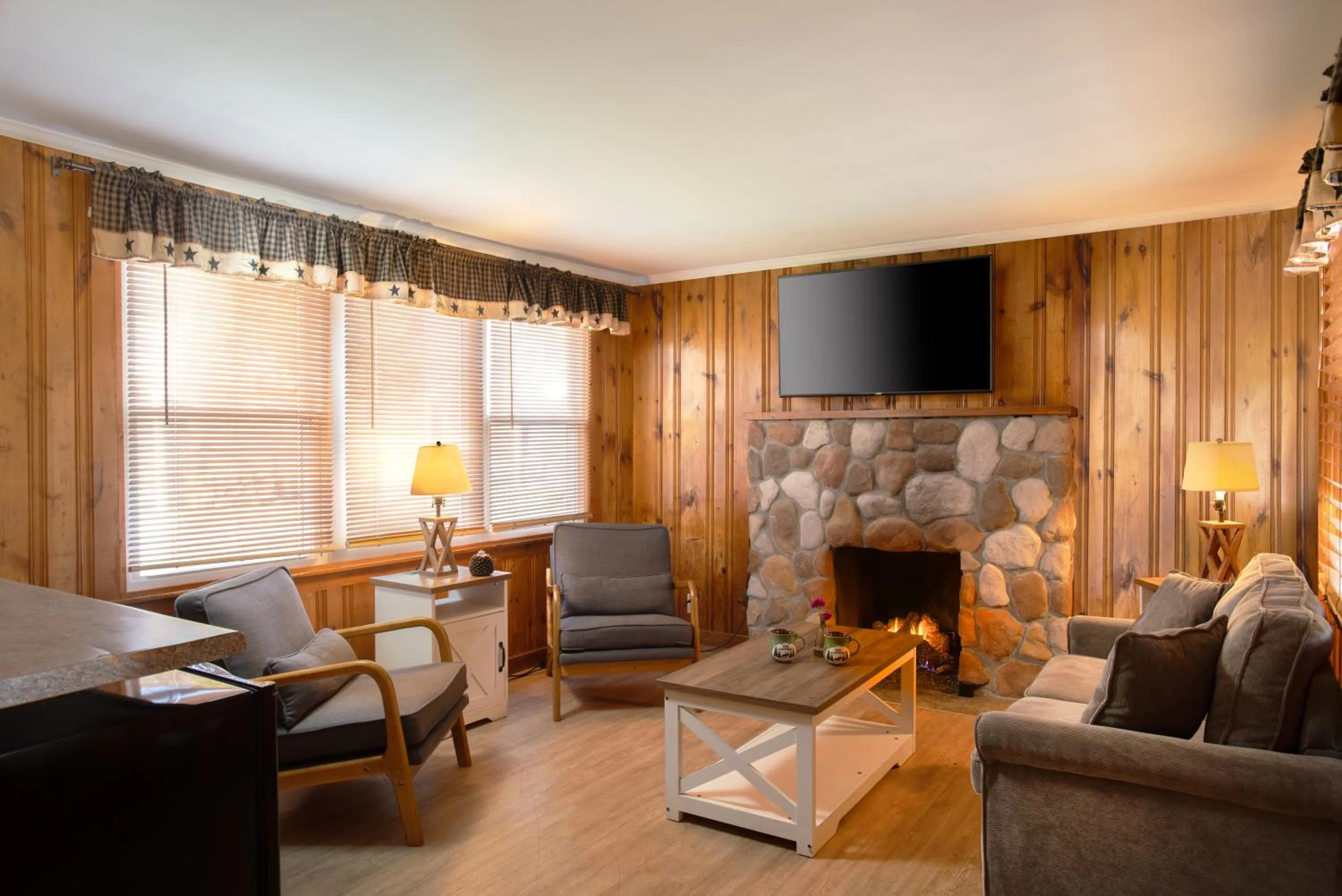 Cottage Two bedroom with Living Room in Inn at Whitney's Farm